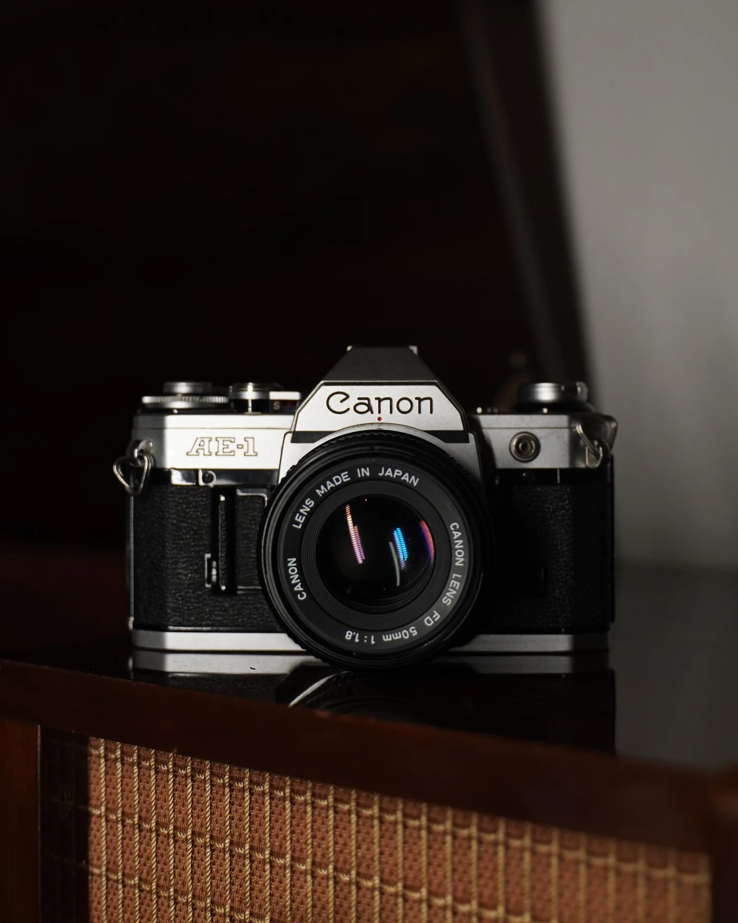 Canon AE-1 with Canon FD 50 mm 1.8 — Analogthriftshop