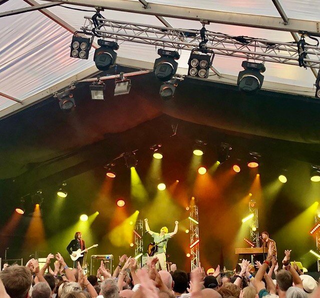 A spectacular ending to the @billybraggofficial July shows. The first couple of photos show the crowd on hearing Englands Lionesses had won the Euro 2022 championship. Billy stopped playing (as you can see) and left @jacobjstoney and myself to finish