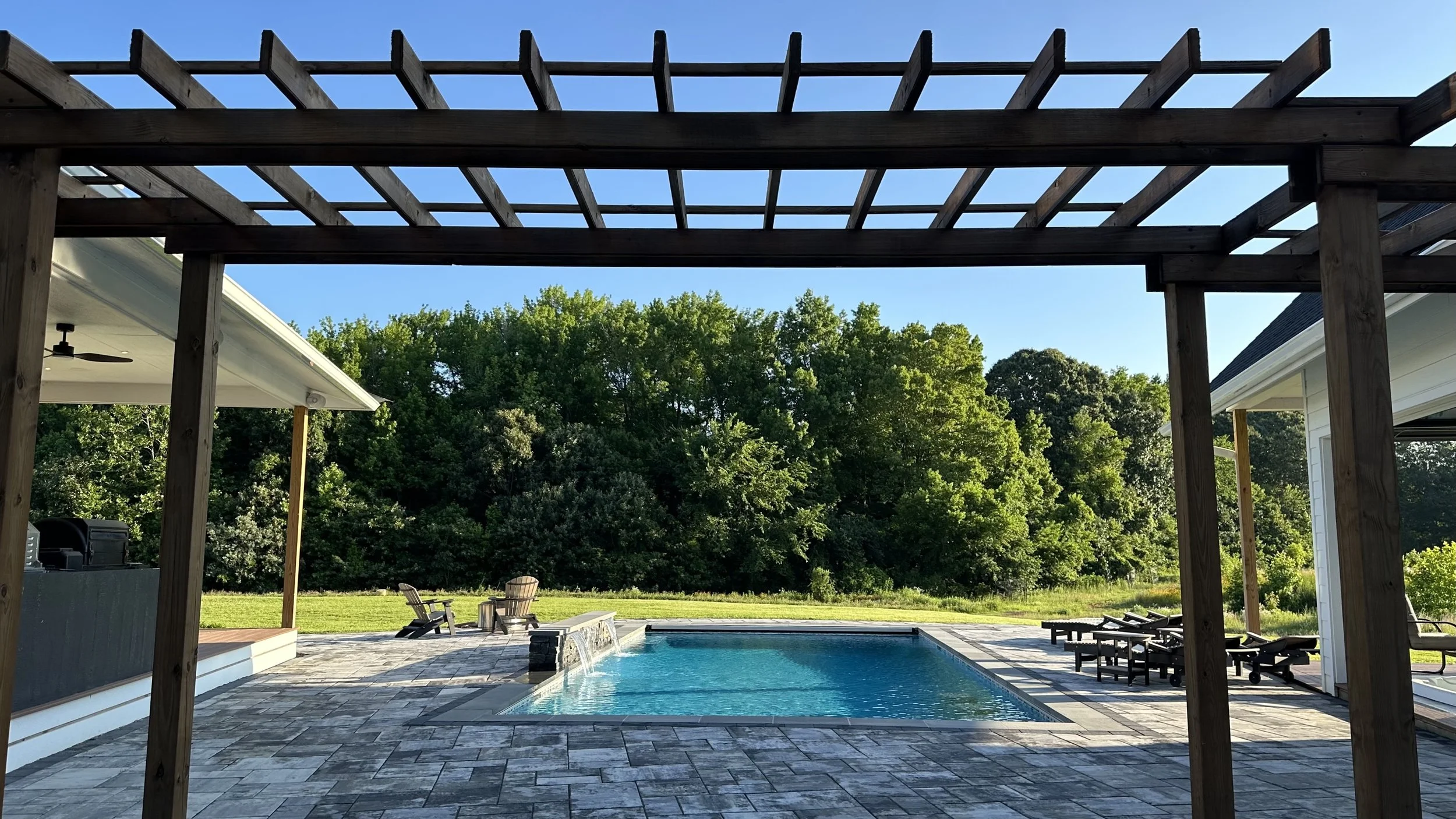 Bennett Point Farmhouse - Pool