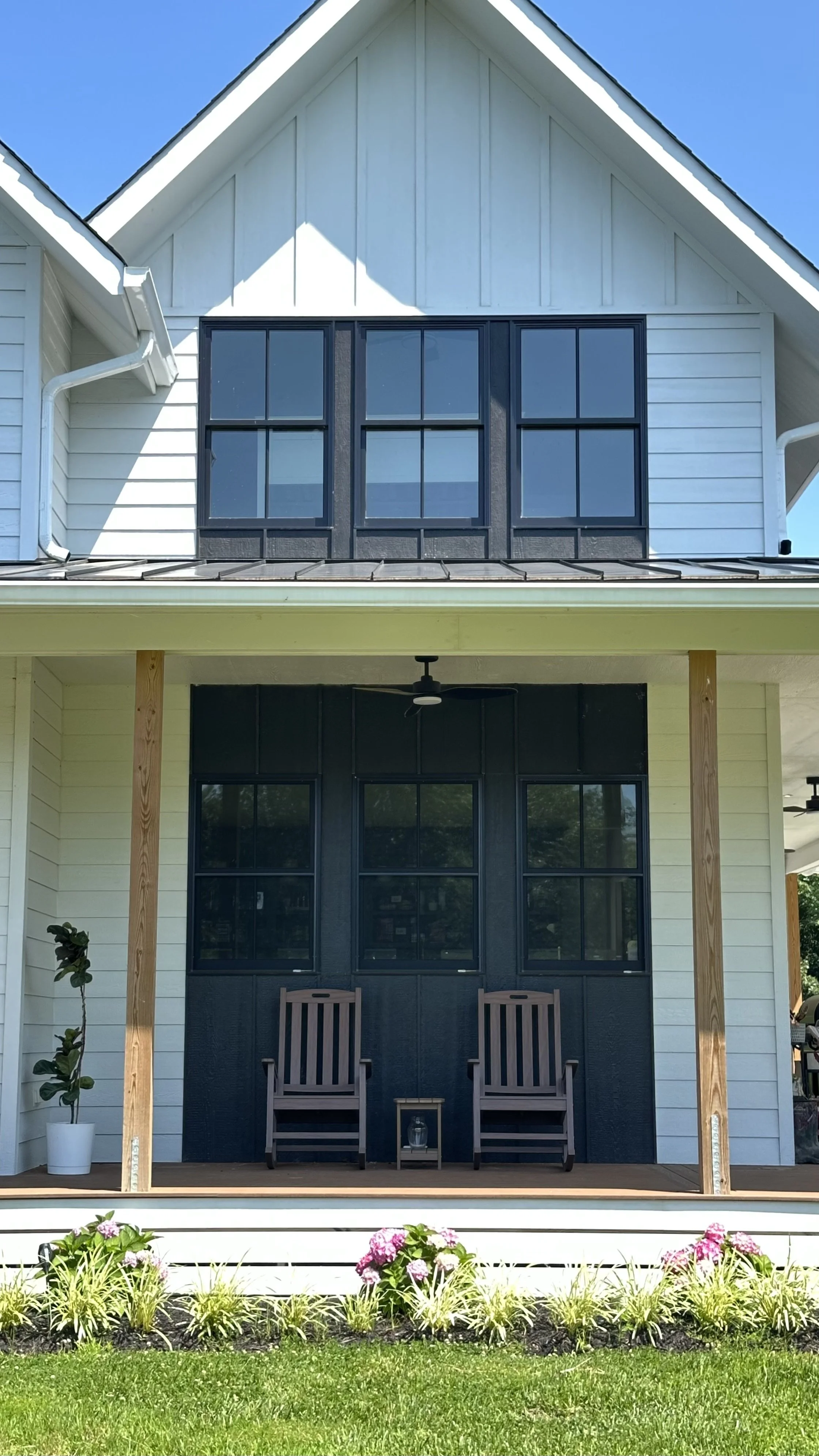 Bennett Point Farmhouse - Rocking Chairs