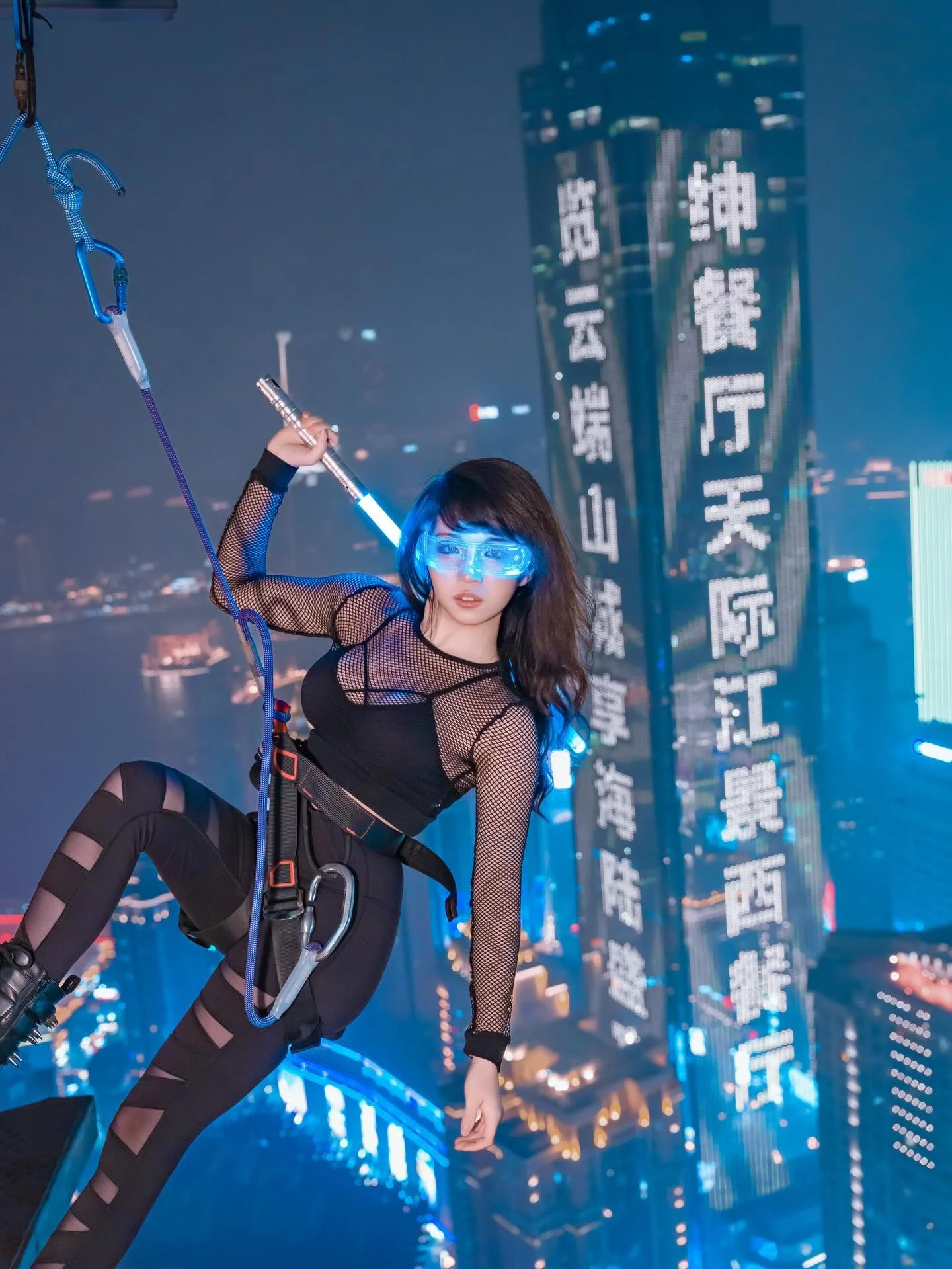 ✨THEY SENT OVER PHOTOS + TIPS BELOW✨

HONESTLY, I think this experience is worth the wait!

It showcases Chongqing really well and gives an alternative photo shoot style to the hongya caves shoot. 

I included a hongya cave shoot photo as well at the