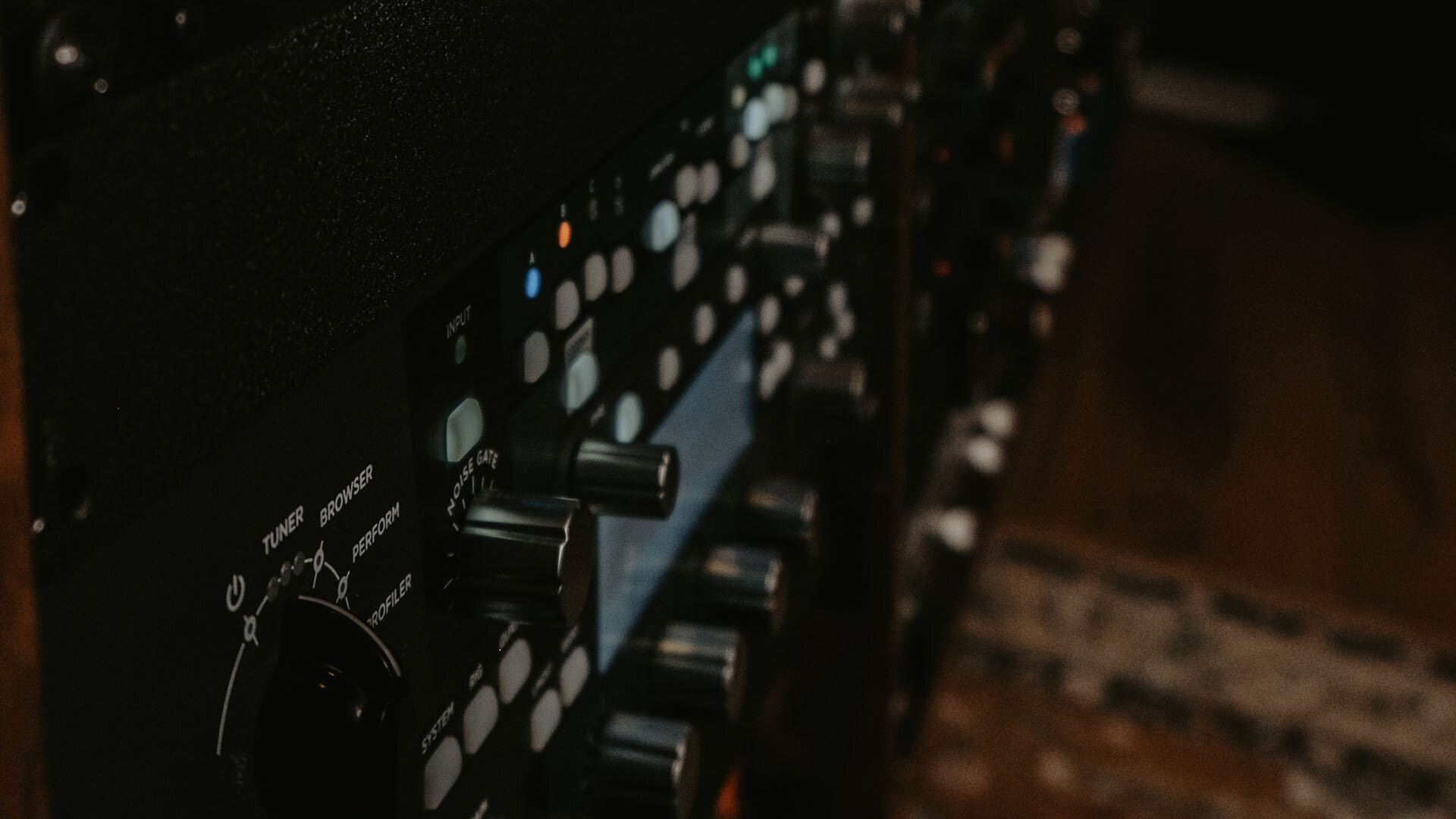 anthem-recording-studio-amp 2.jpg