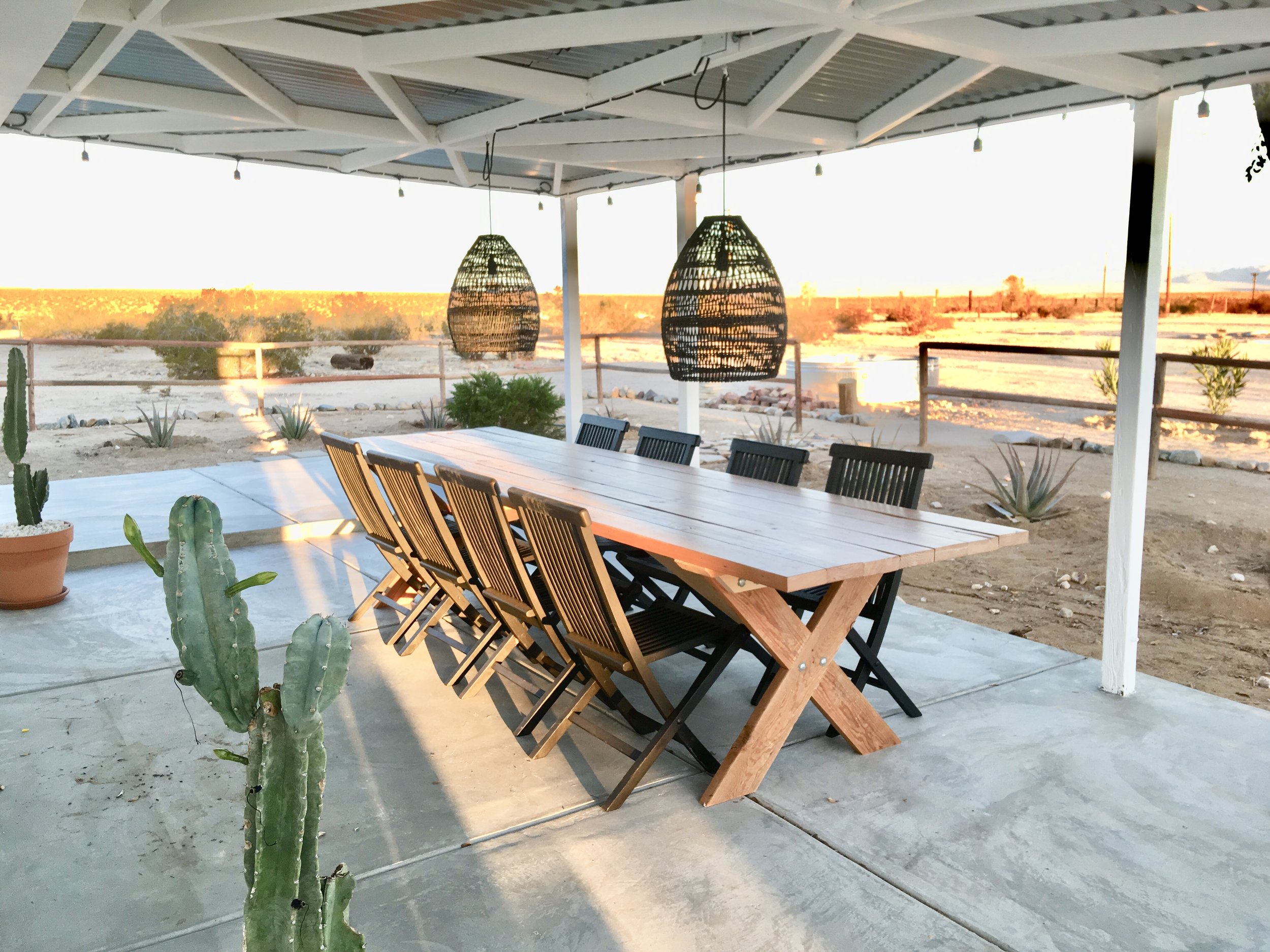 Best of Joshua Tree White Moon Ranch Aribnb BVBRO.JPG