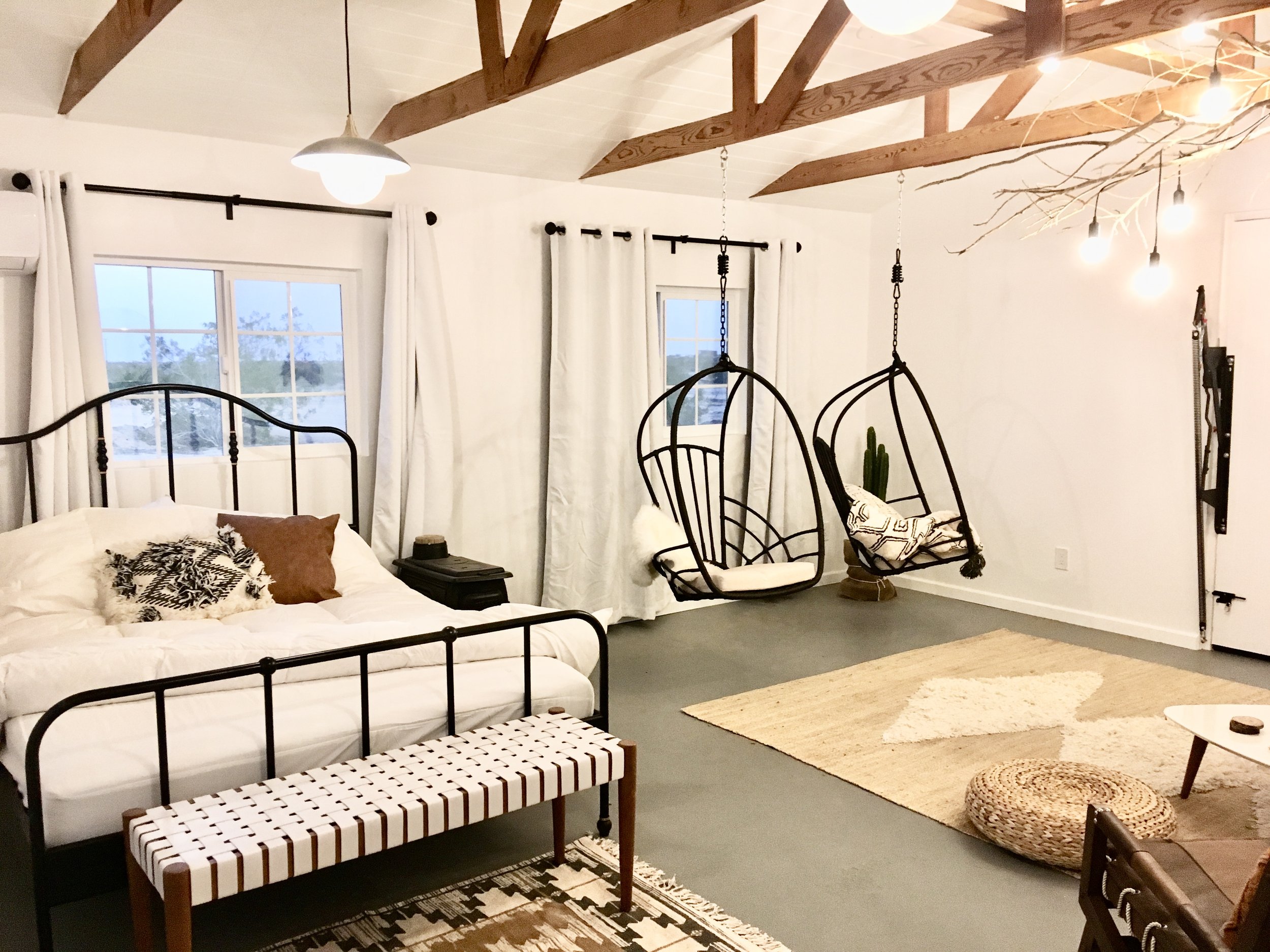 Master Suite, Airbnb Interior Design White Moon Ranch.JPG