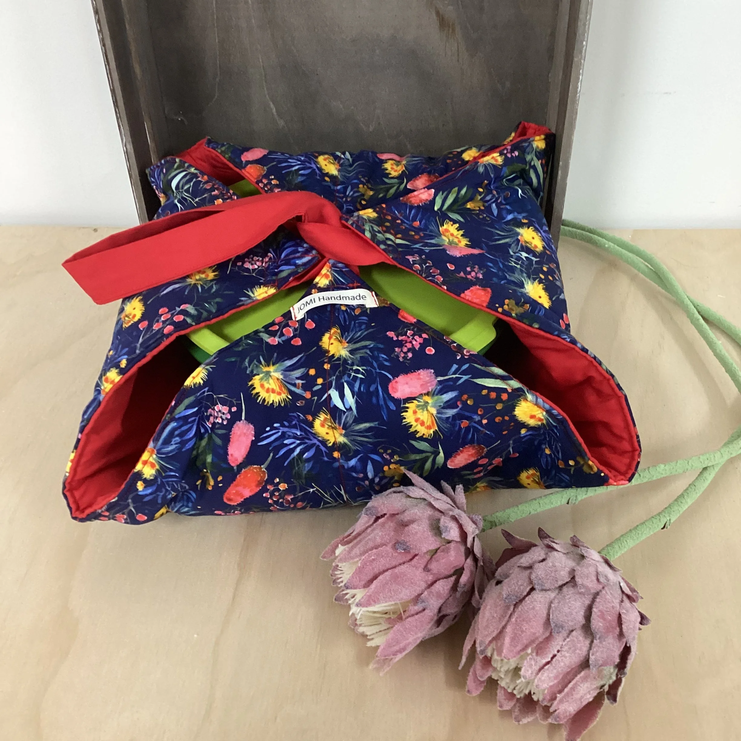 Navy with Red and Yellow Floral Casserole Carrier
