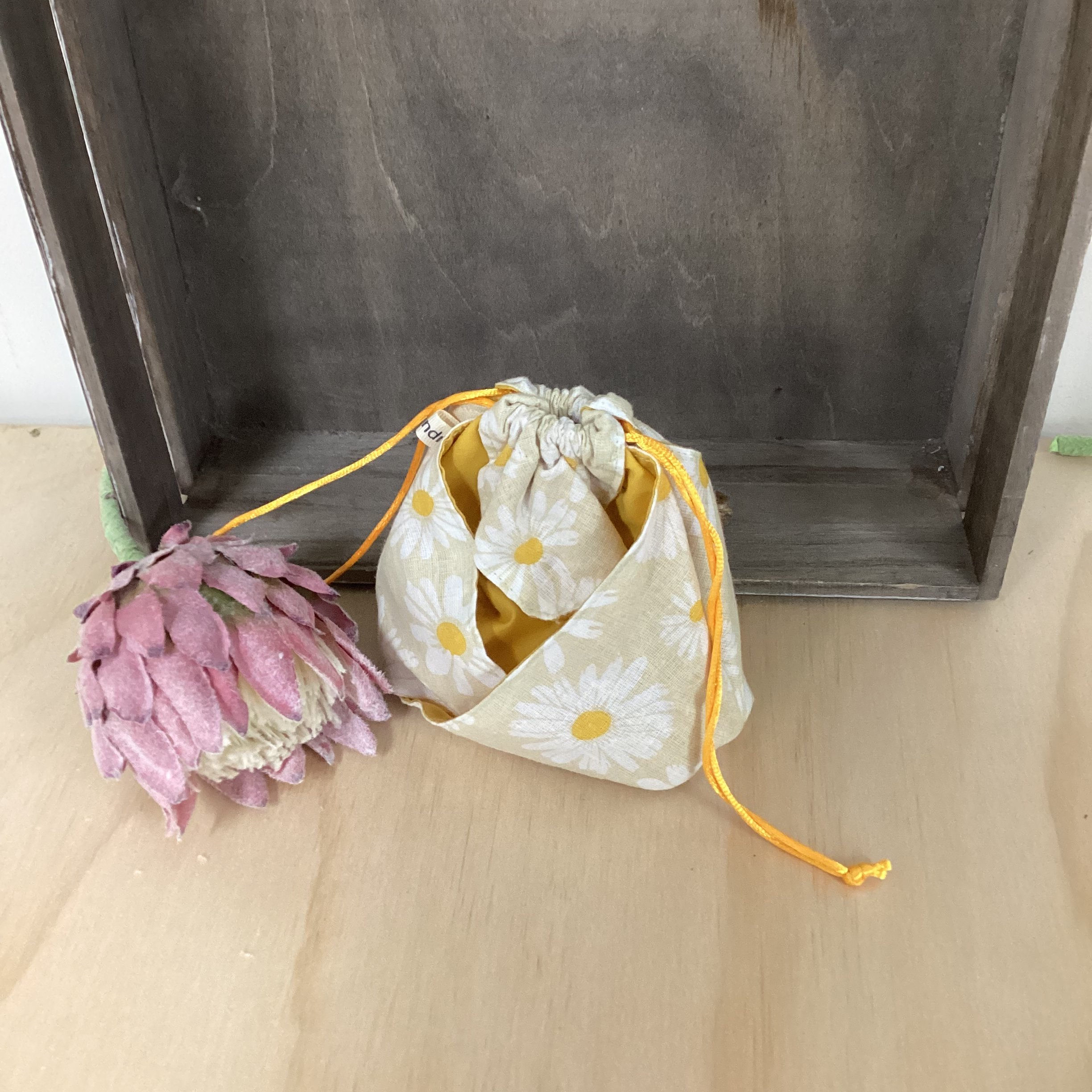 Daisies Large Origami Bag