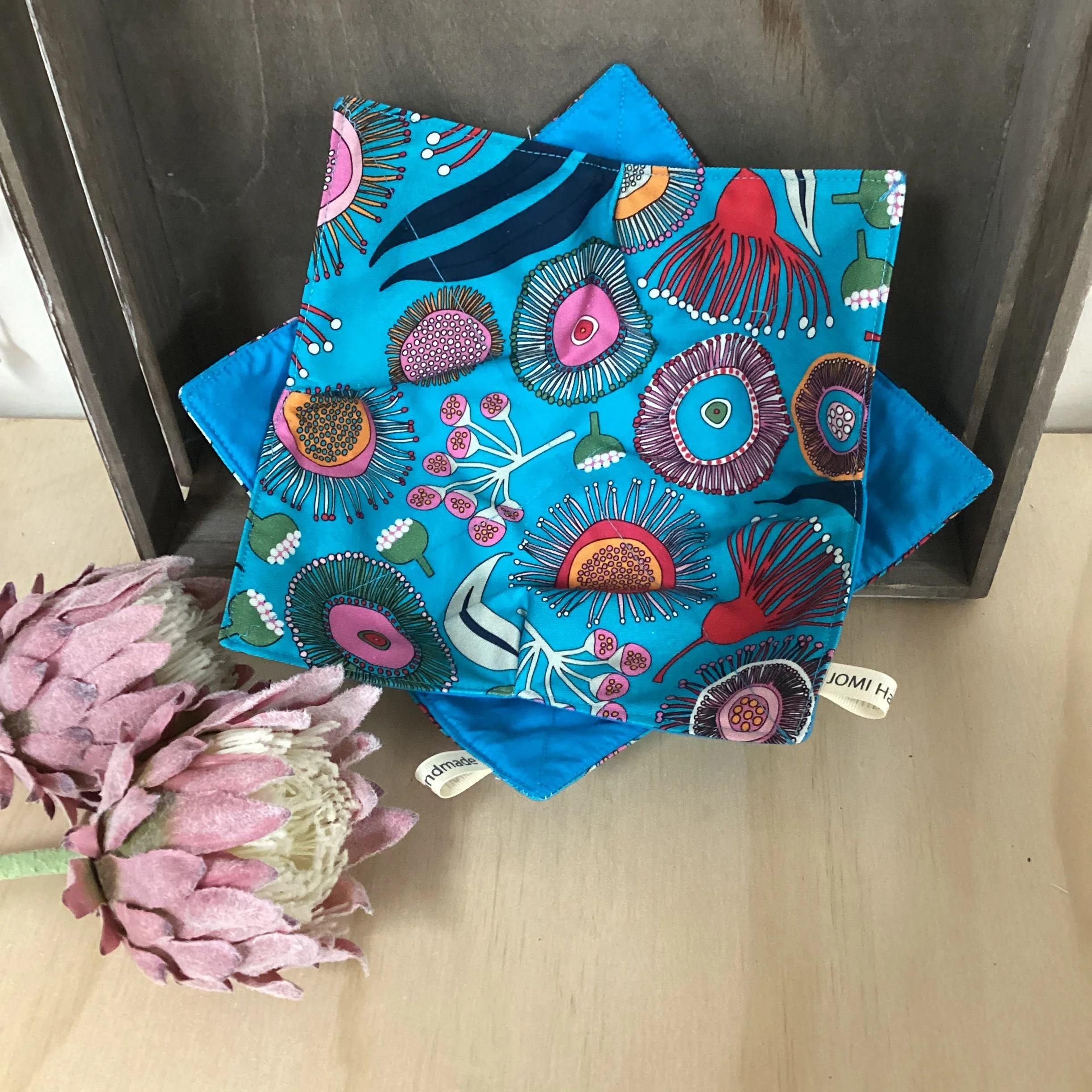 Summer Blooms Aqua Microwave Bowl or Plate Cosy