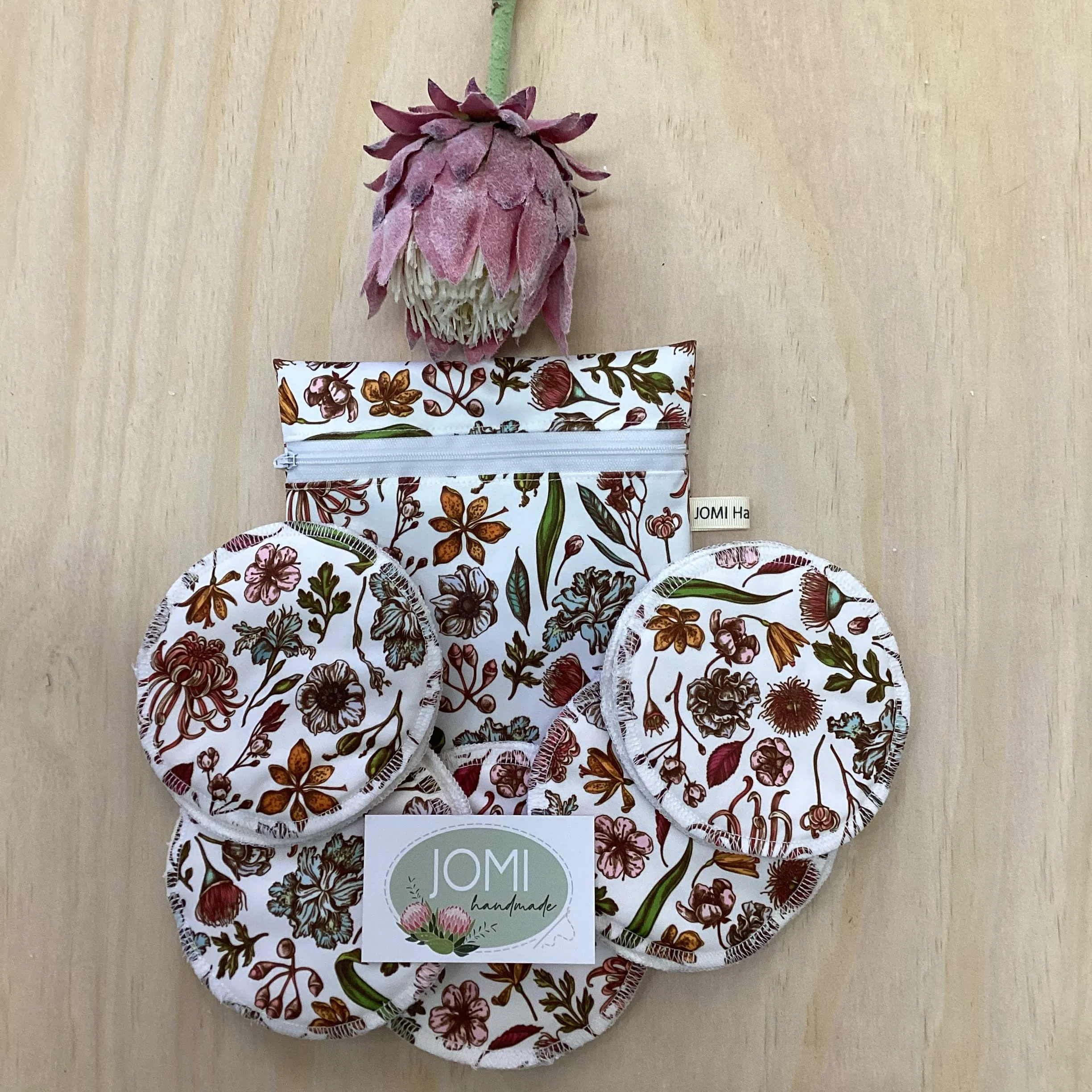 Floral Breast Pad Pack