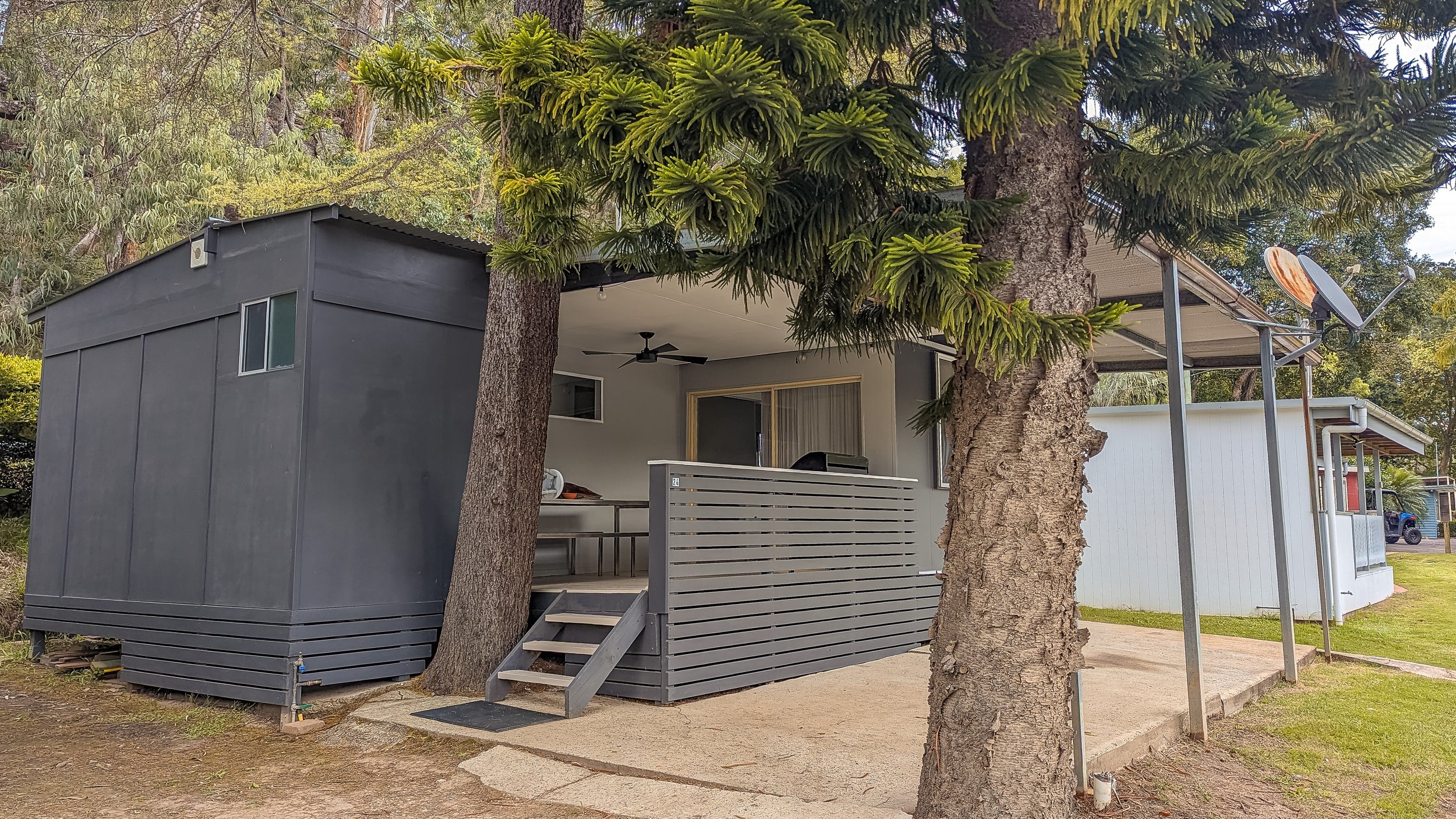 Cabin 25 - -02.jpg