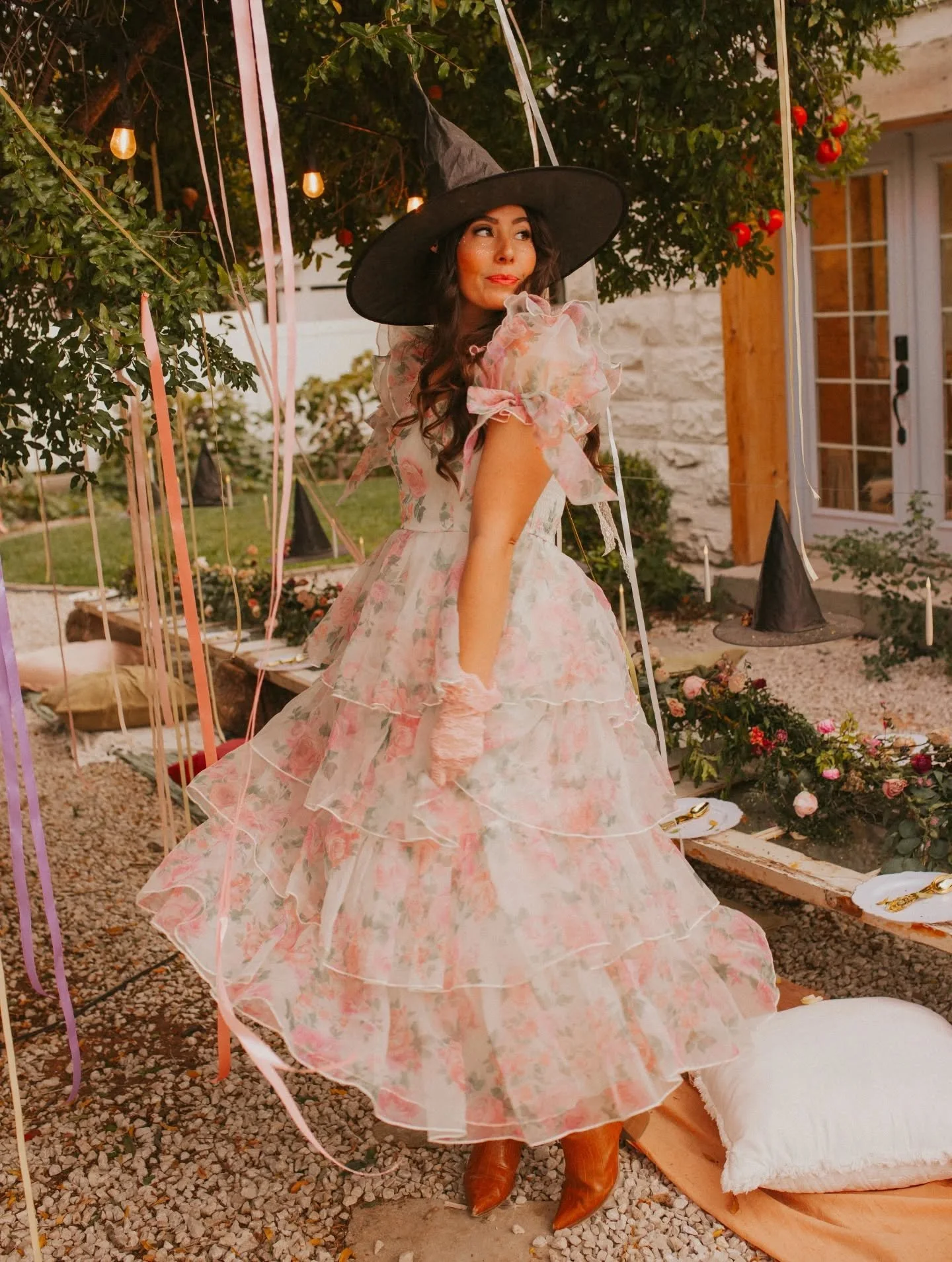 WITCHES NIGHT OUT ✨🌹

The most magical night and one I look forward to every year! This year felt like walking into an enchanted Forest full of laughter and light 🌙

A huge thank you to a few local businesses that helped make it even more special f