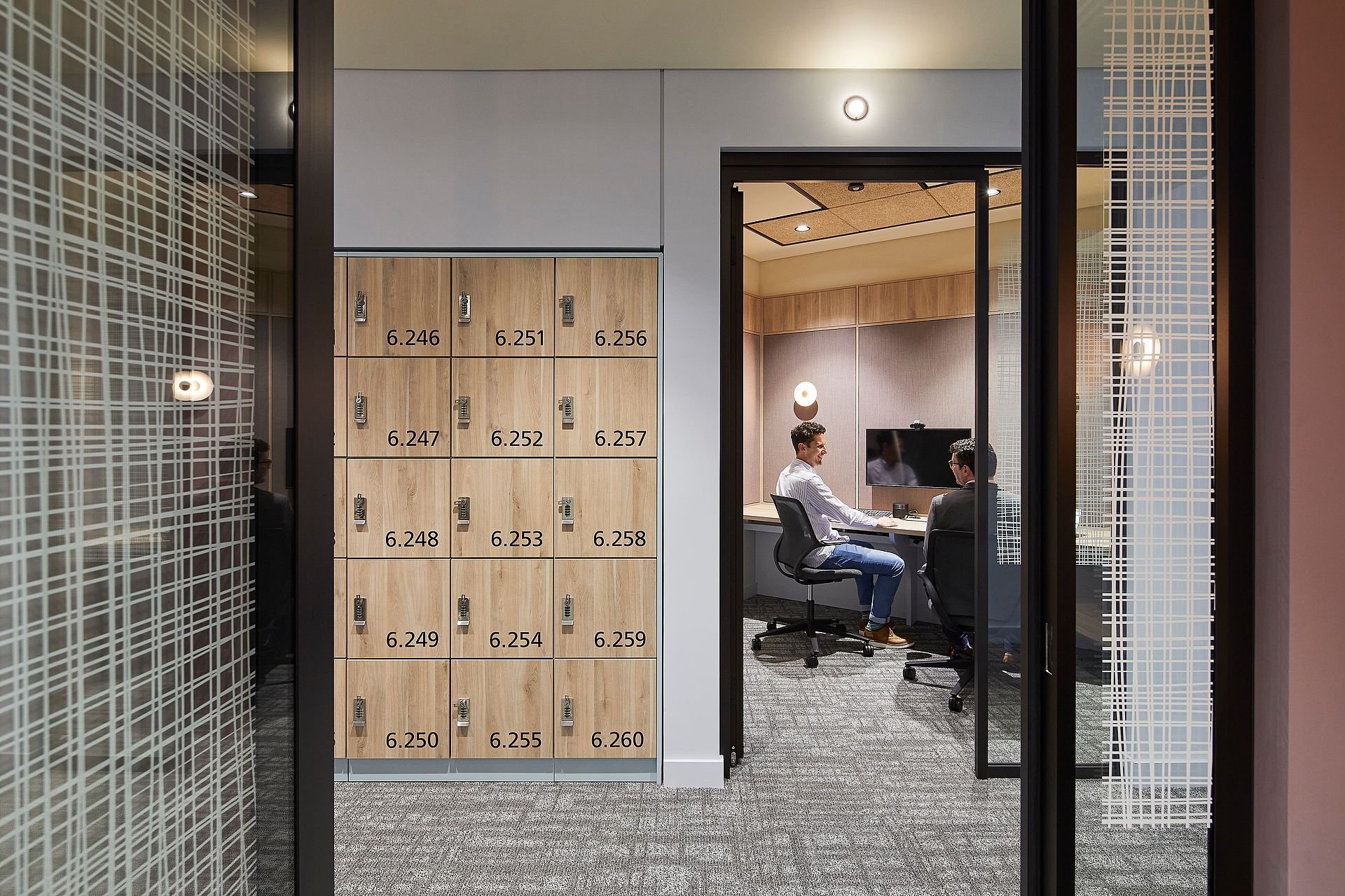 csm_reference-lewis-silkin-office-furnishings-london-im0030964_ba73ddd419.jpg