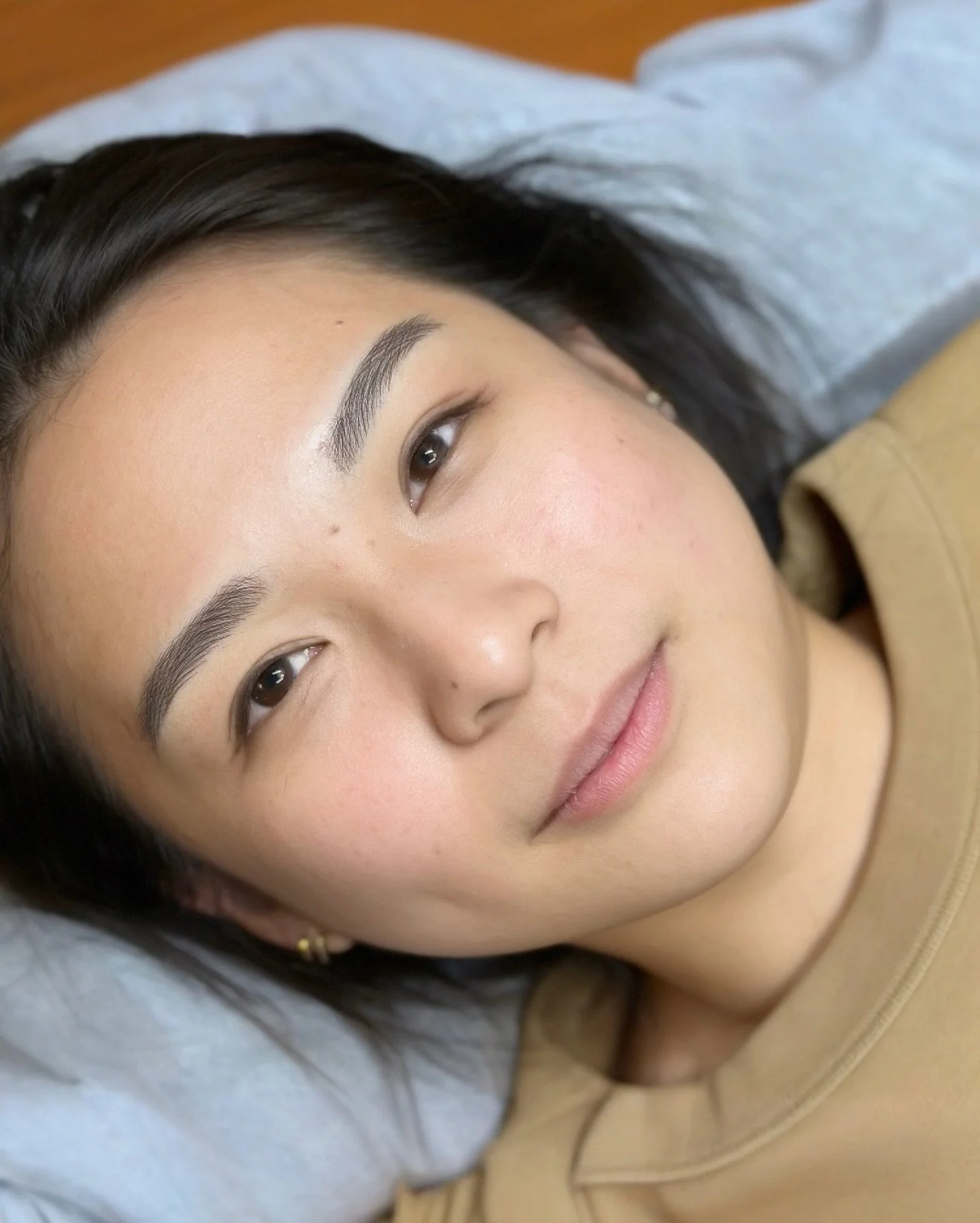 𝐍𝐀𝐍𝐎 𝐁𝐑𝐎𝐖𝐒 𝐁𝐲 𝐀𝐧𝐧 
There’s something truly powerful about looking in the mirror and finally seeing the version of yourself you’ve always wanted to see. ✨
That’s what Nano Brows do — they don’t just frame