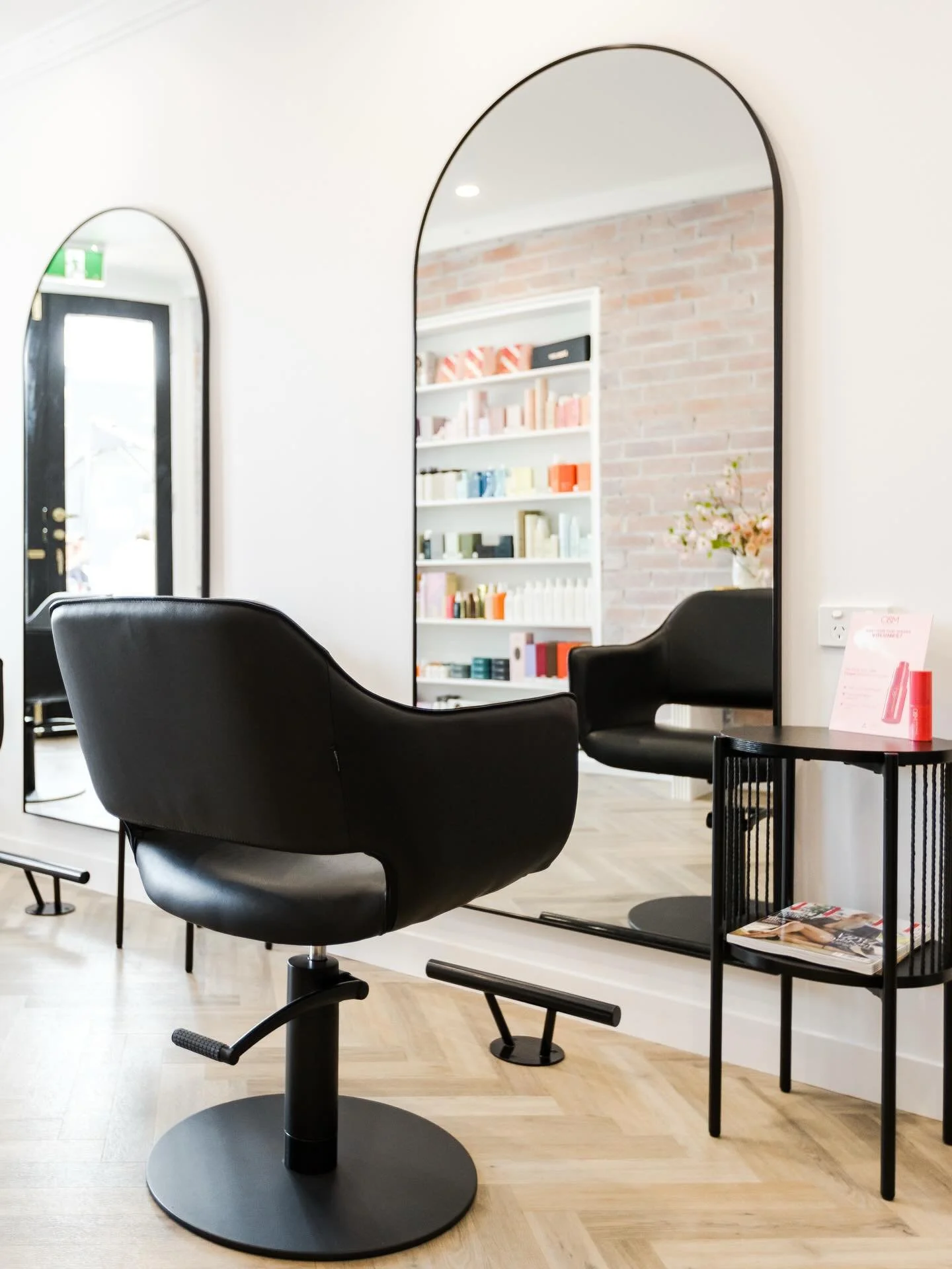✨Rent-a-Chair Available | Paddington✨

Our boutique Paddington salon is ready to
welcome an experienced hairdresser looking for a beautiful, supportive space to work from on a full-time rent-a-chair basis.

We&rsquo;re a small, established team who v