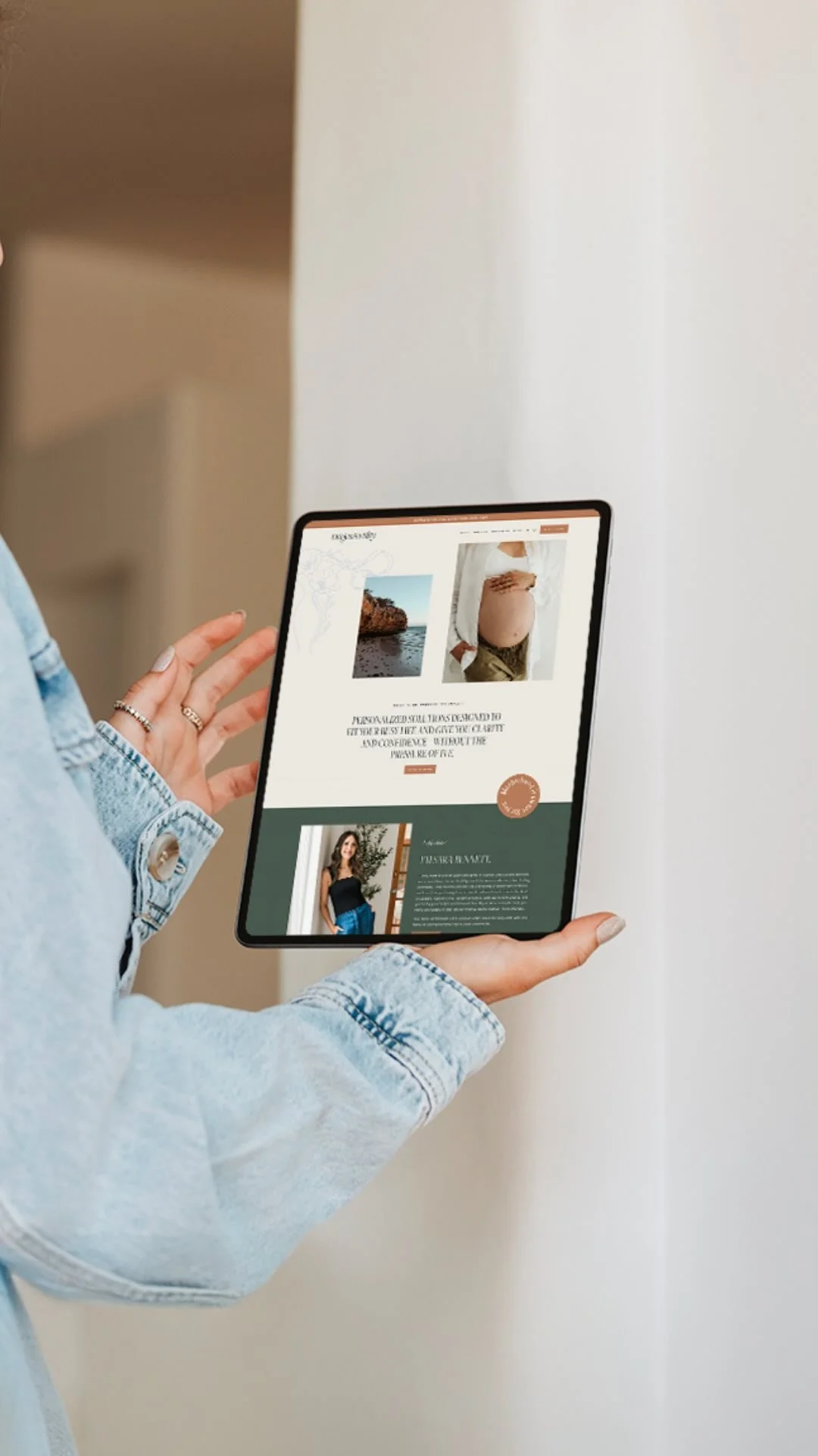The brief: a beautiful custom website that perfectly matches the Origins Fertility brand— calm, soulful, and welcoming ✨
We started with our Nova template and updated the fonts and colors, reworked the layout to highlight Sara’s services