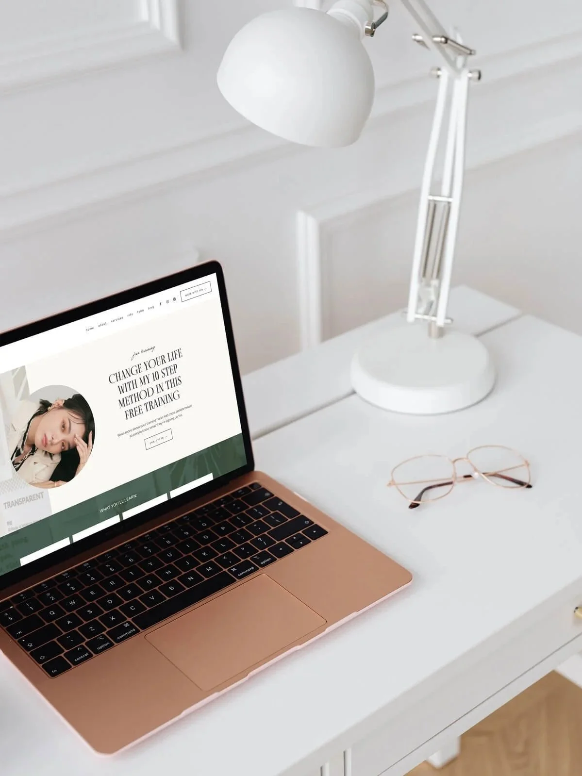 Verano-Mockup-Freebie.jpg