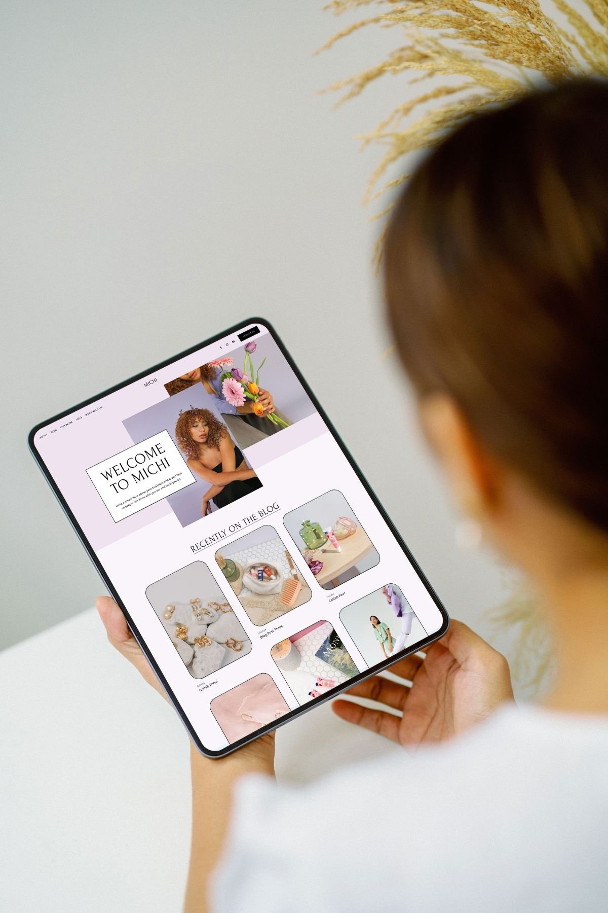 Michi-Mockup11.jpg