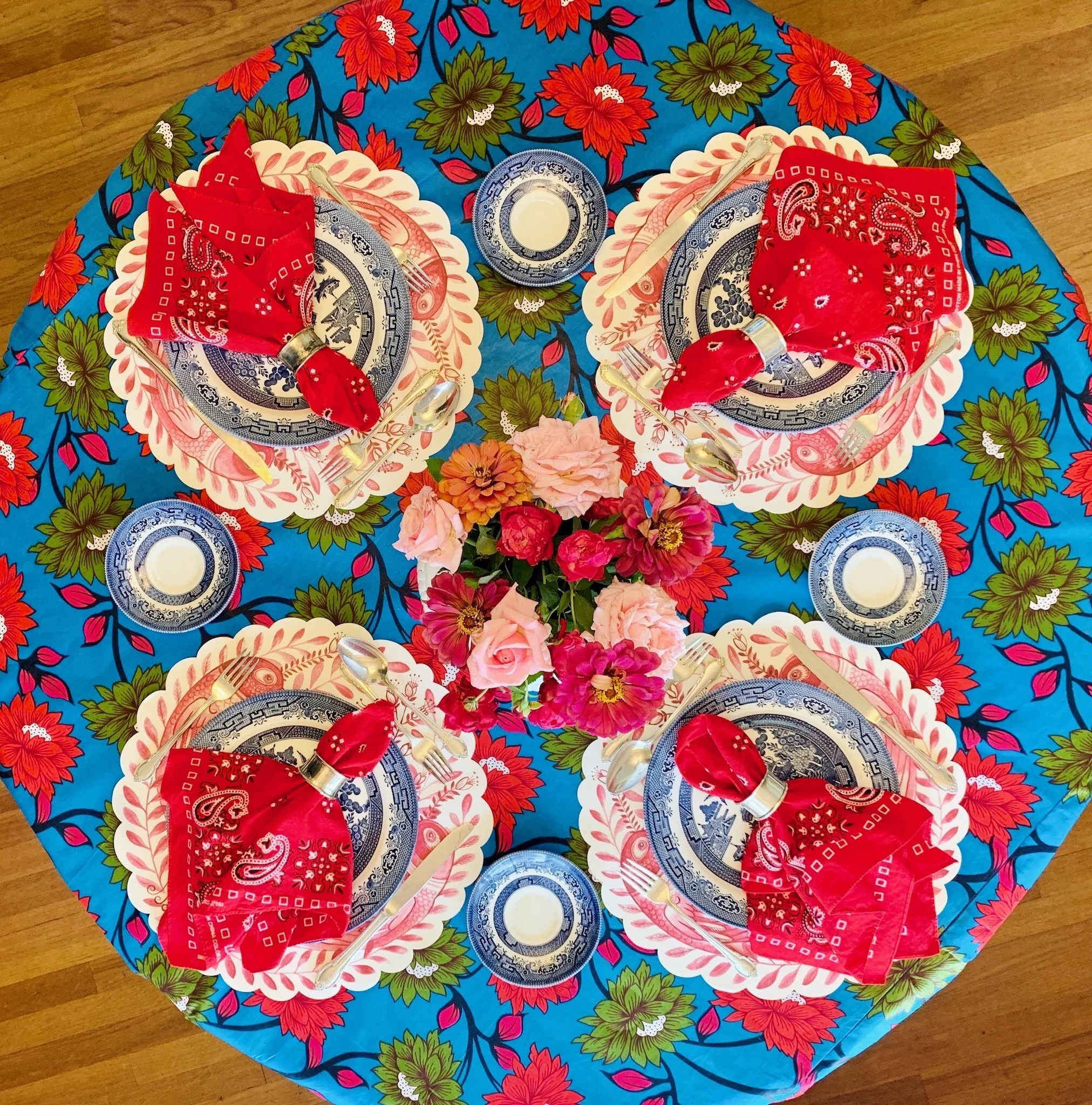 Round Tablecloth - Groove Is In The Tart