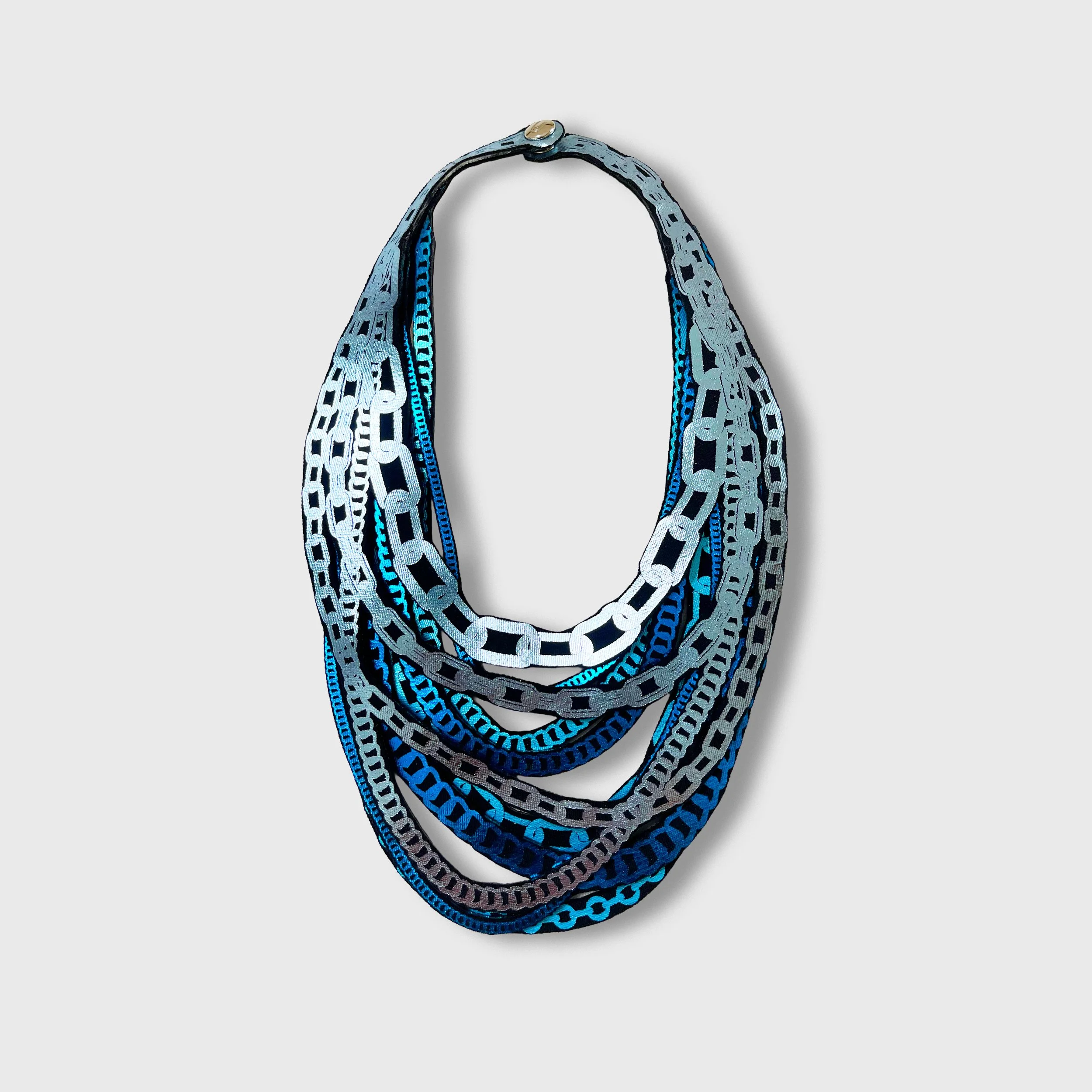 CHAINS PETITE pastelblue teal matturquoise