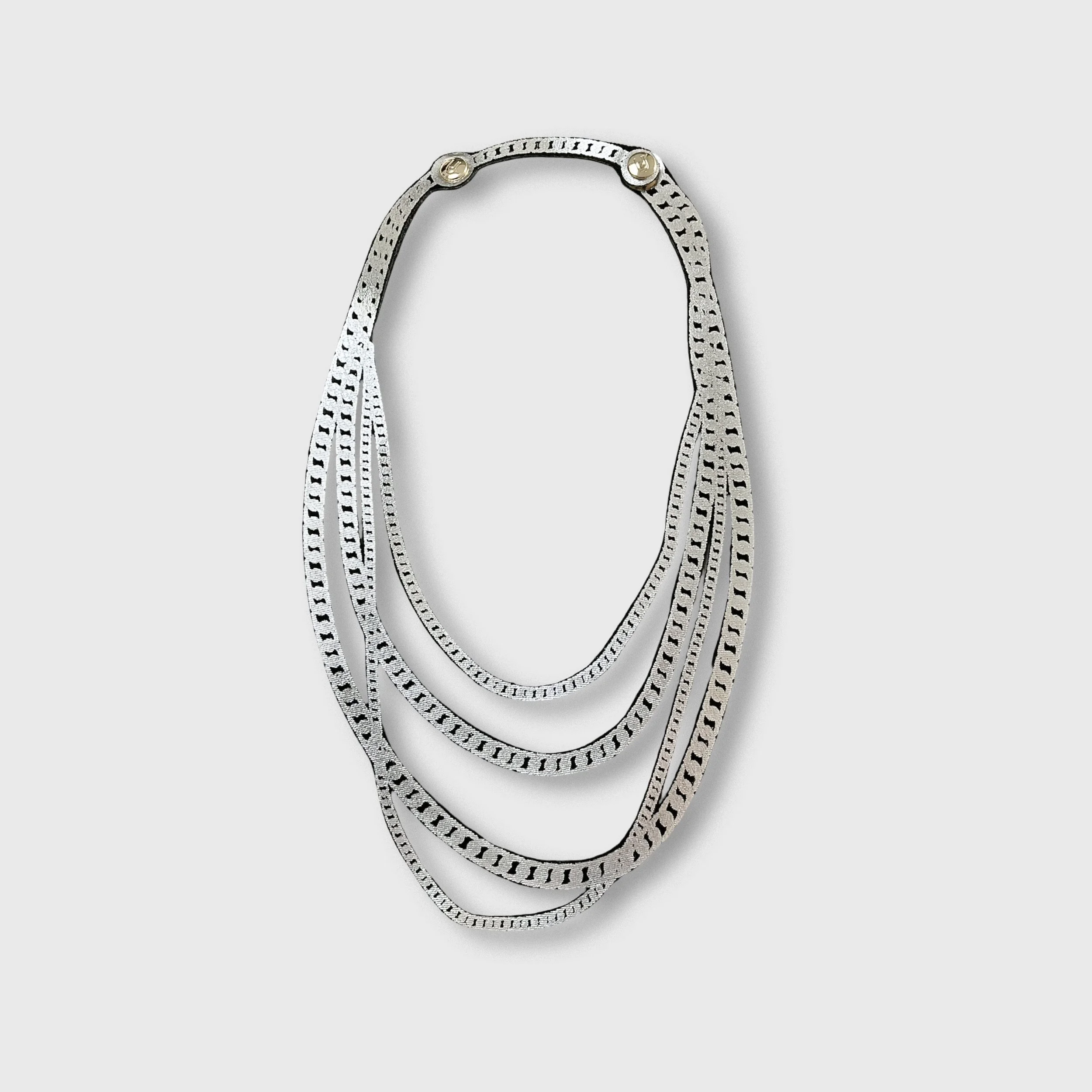 ChainsMadameBold.#uli711C-S silver.jpg