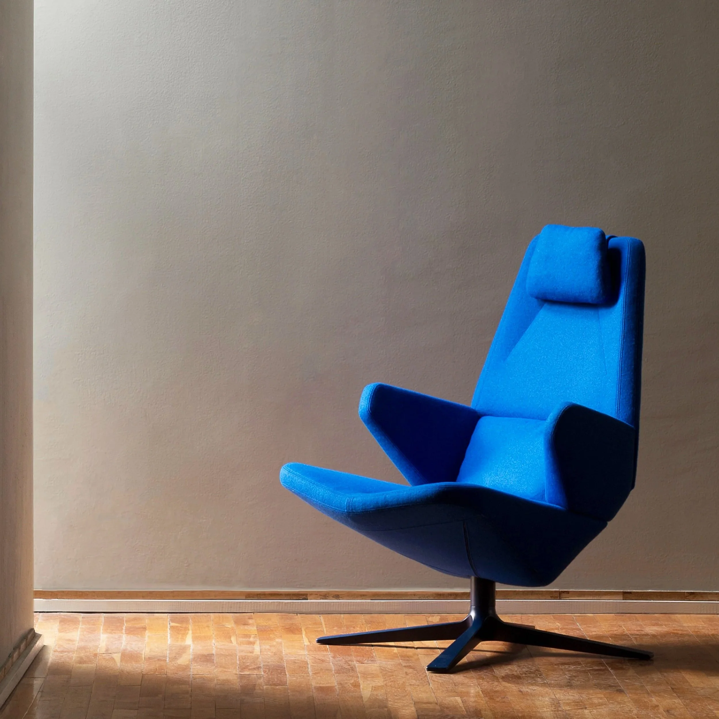 Prostoria_Trifidae_armchair_3032_3032.jpg