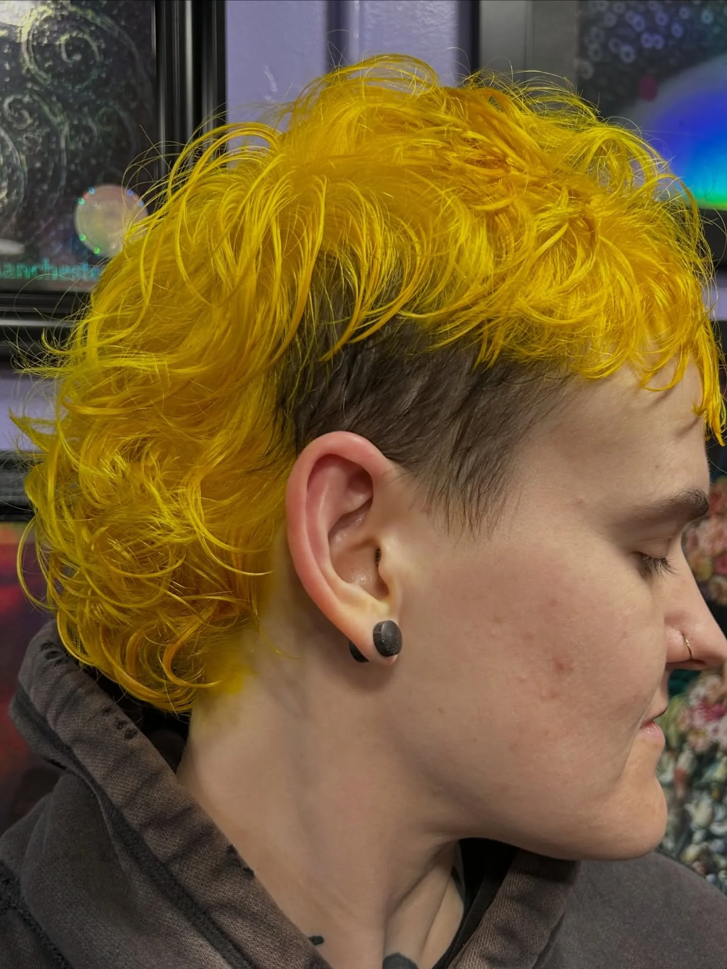 🌛𝔄𝔩𝔩 𝔭𝔞𝔯𝔱𝔶 𝔫𝔬 𝔟𝔲𝔰𝔦𝔫𝔢𝔰𝔰 𝔫𝔢𝔬𝔫 𝔶𝔢𝔩𝔩𝔬𝔴 𝔪𝔲𝔩𝔩𝔢𝔱🌜

𝕮𝖗𝖊𝖆𝖙𝖊𝖉 𝕭𝖞: @manesbykay_ 

#mulletmaster #yellowhair #neonhair #hairatlittlehollow #althair