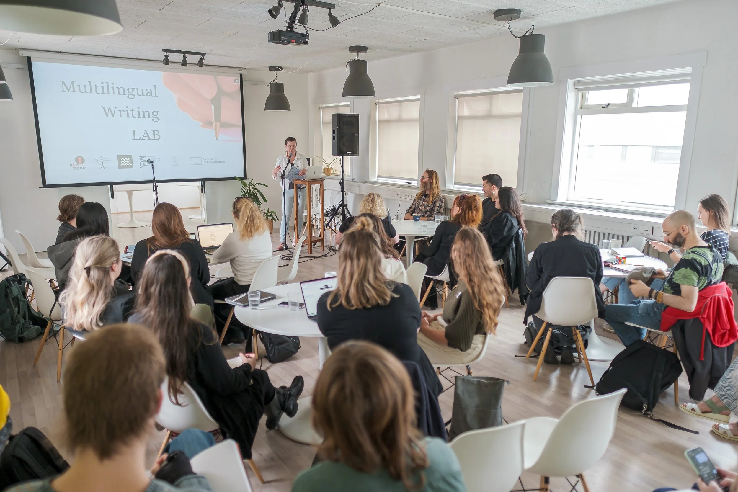 Multilingual Writing LAB — Ós Pressan
