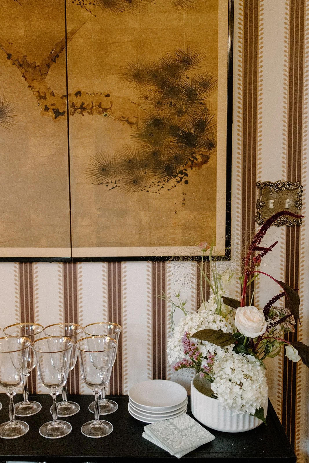 blind-tiger-portland-maine-elopement-photographer-16_websize.jpg