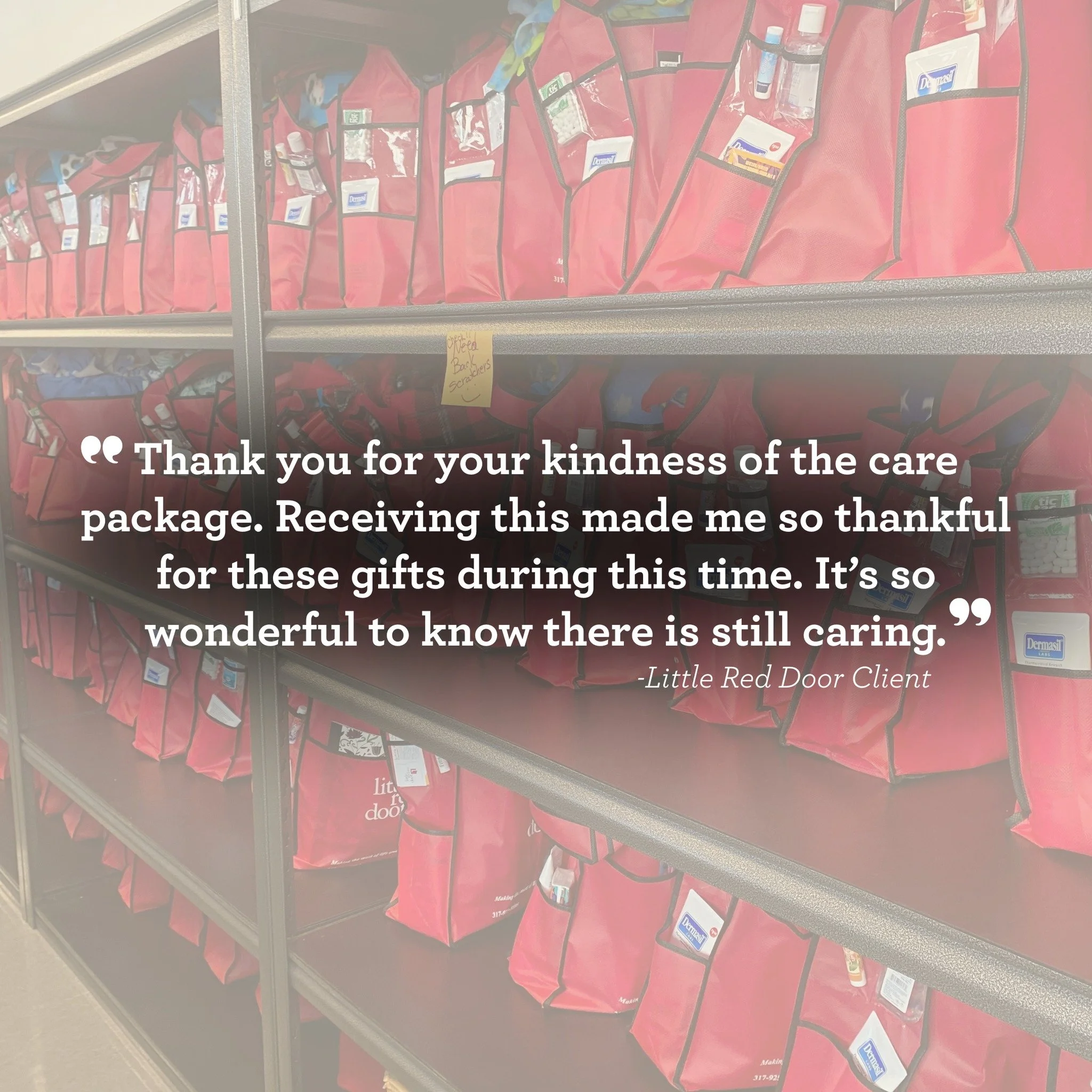 Mission Monday✨

Care packages are sent to newly diagnosed cancer patients. Each care package is filled with a collection of items to help ease their cancer journey. Items like lotion, fuzzy socks, playing cards, a no-sew blanket, and much more.