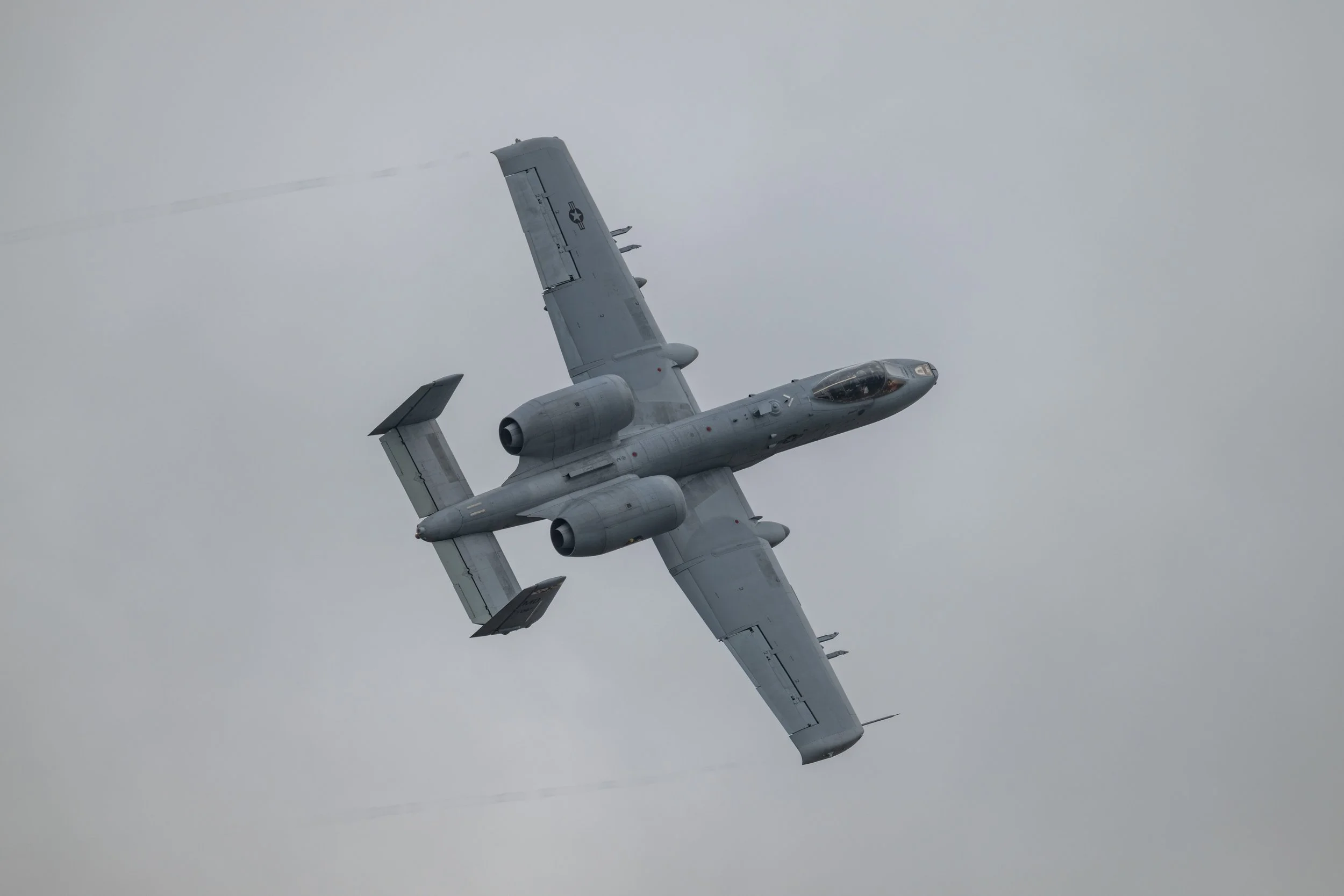 Chismar_2025_Fall_HagerstownAviationMuseum_A10Arrival_013.jpg