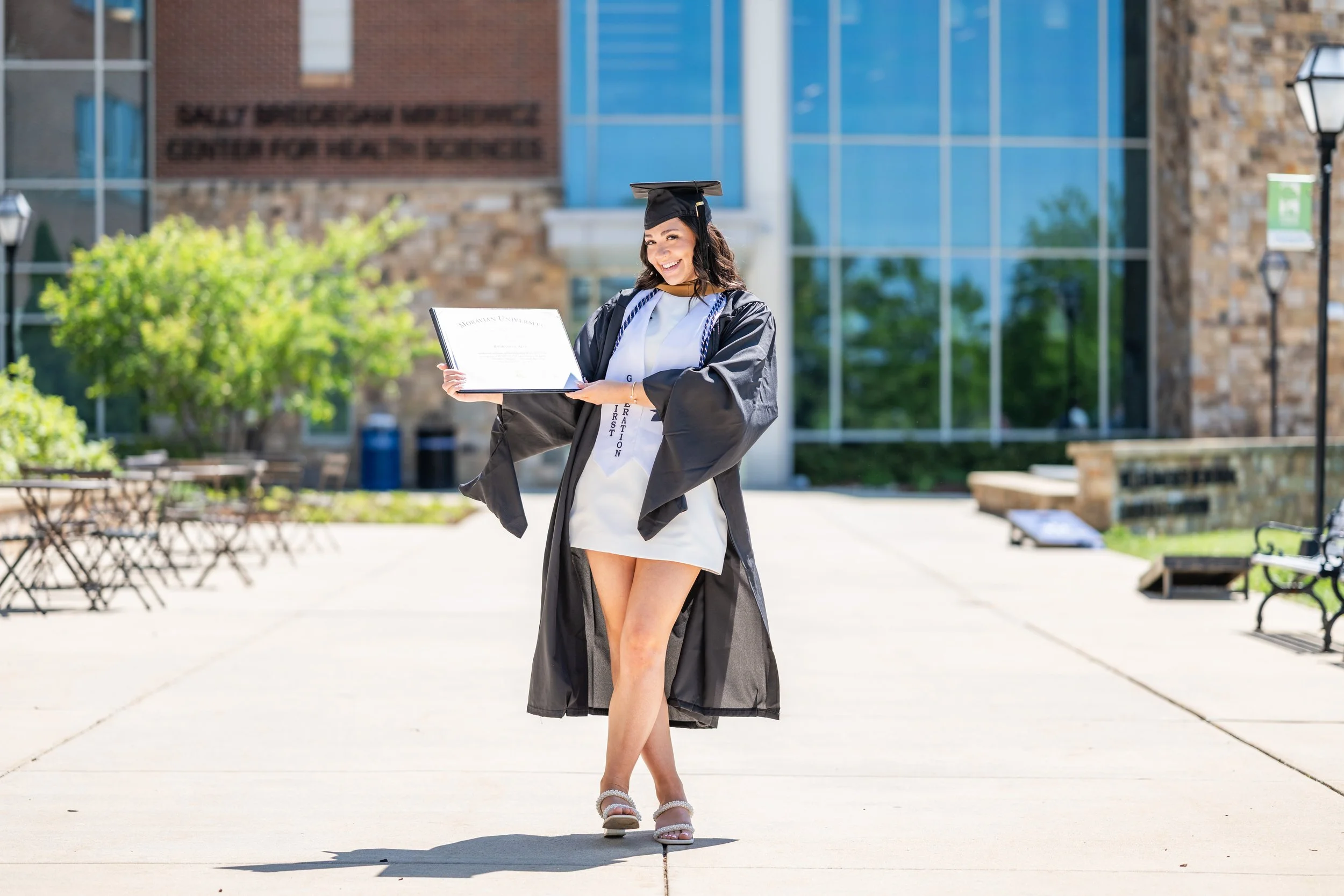 Chismar_2026_Spring_GraduateSession_SamOsorio_093.jpg