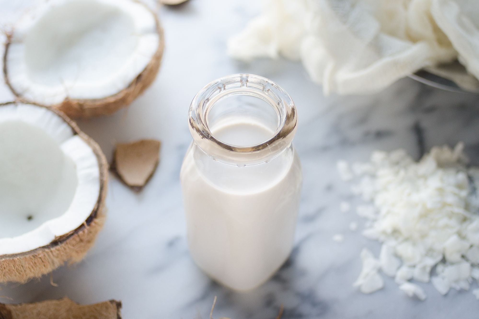 how-to-make-coconut-milk-01.jpeg