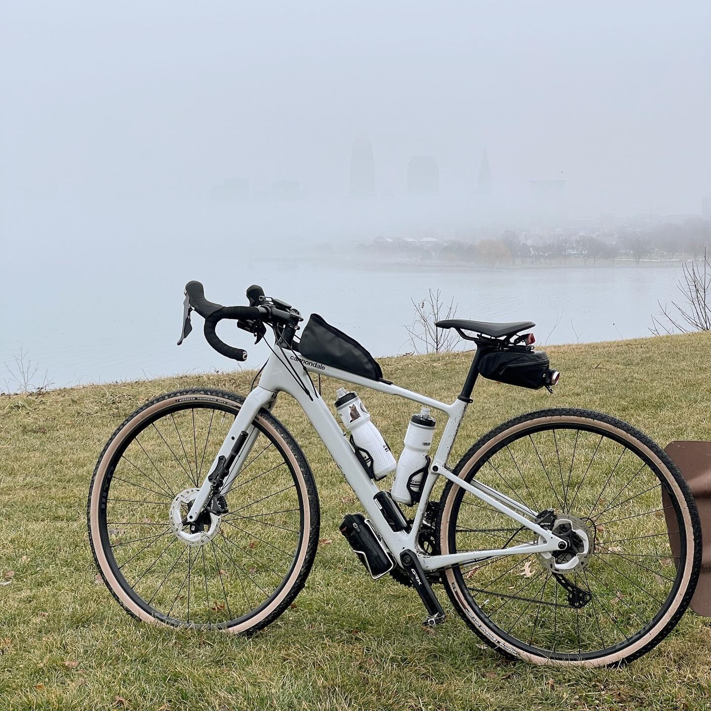 It was a glorious, mysterious day for an adventure. The Emerald Necklace made for the perfect route to take advantage of 45 degrees in January. ✨ 

Not pictured: much tomfoolery and nonsense and whining about how damp everything was. But absolutely a
