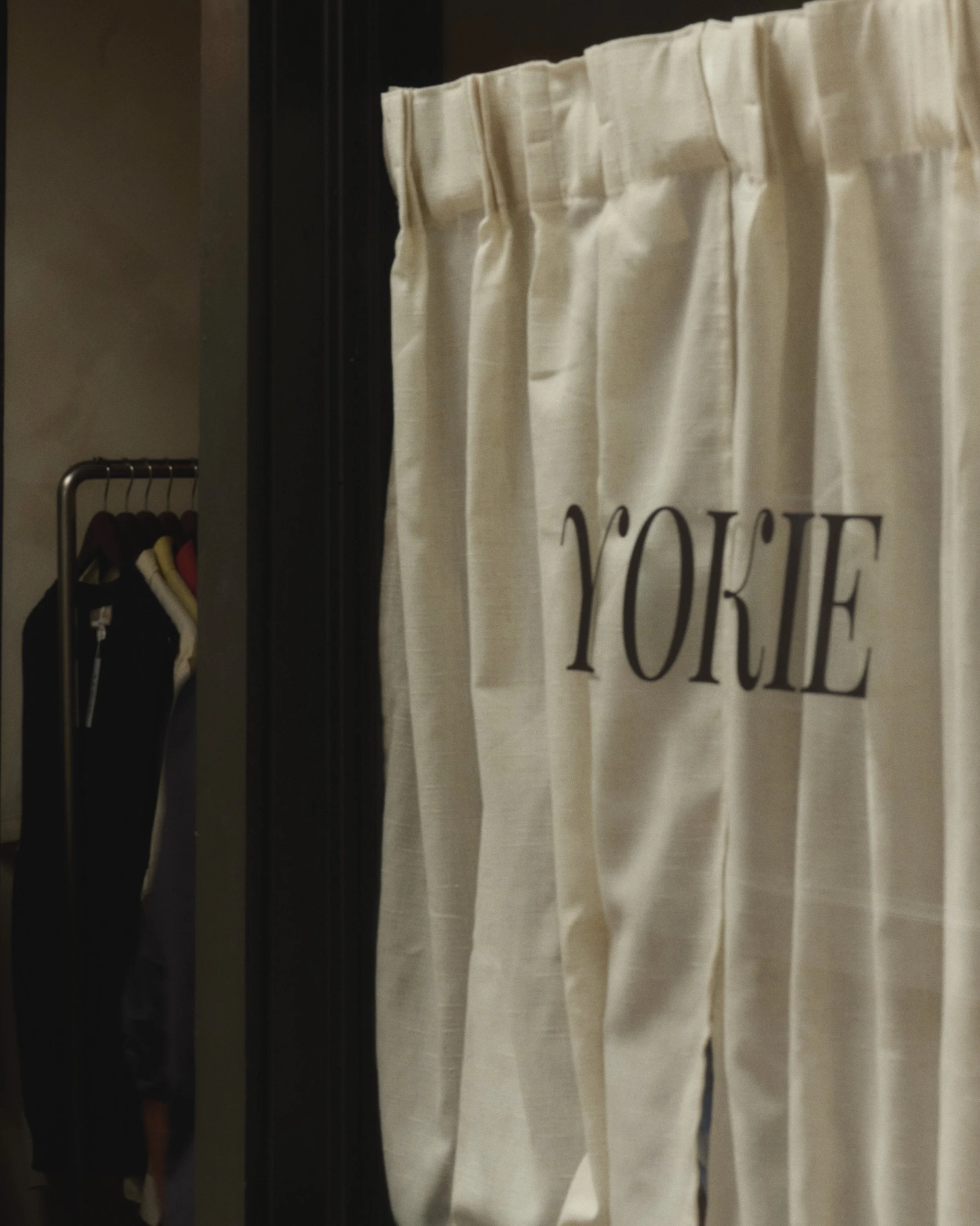 Yokie Store - 202613364.jpg