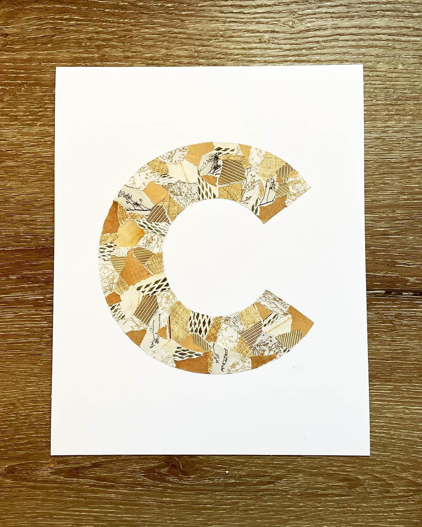 Neutral, natural elements filled this custom &ldquo;C&rdquo; for the newlyweds a few weeks ago / paying homage to the bride&rsquo;s bridesmaid dresses that were a gorgeous taupe 🤍 

Custom collages are fabulous gifts for weddings, bridal showers, ba