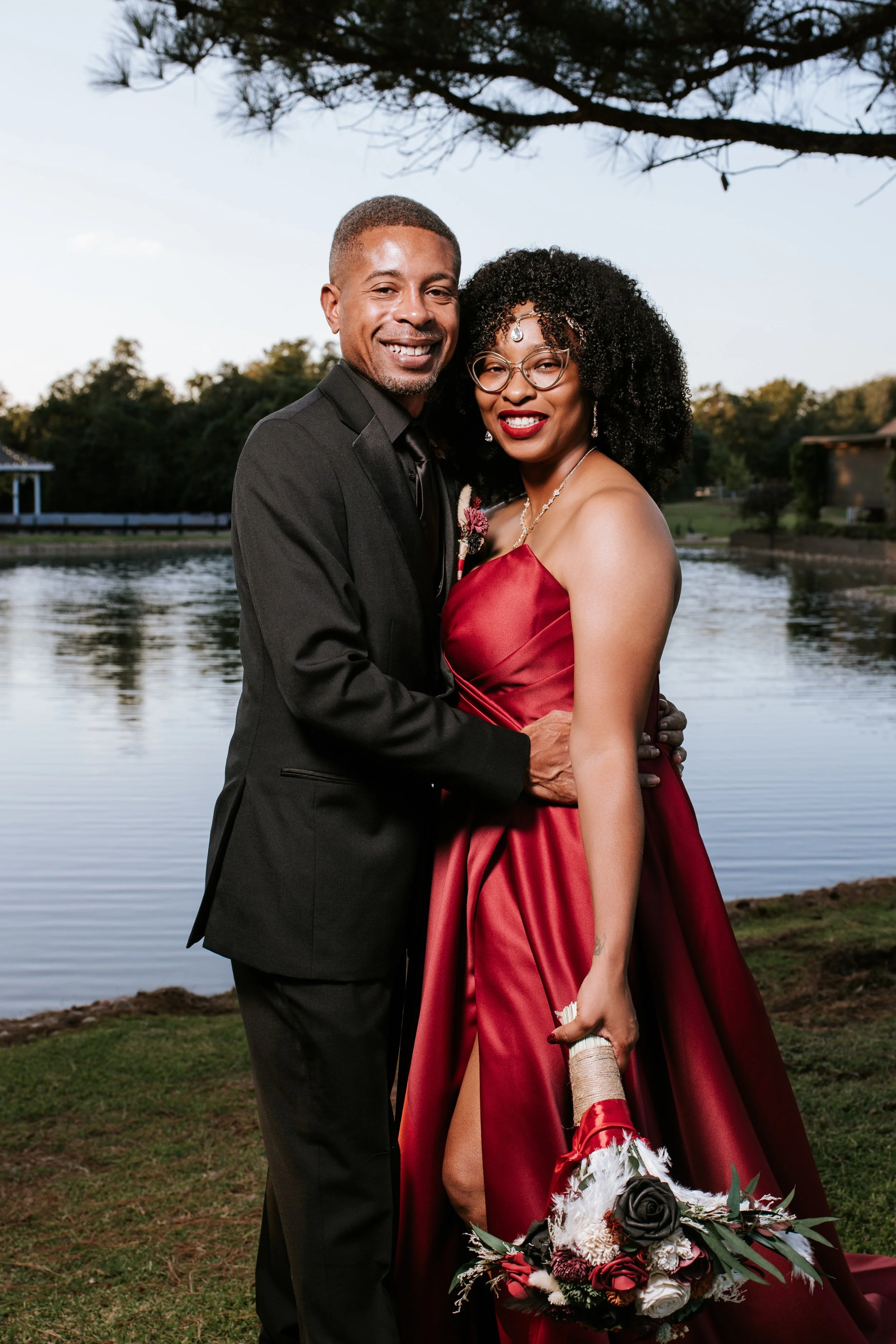 Tenyta &amp; Stephen Graham: A Non-Traditional Boho Wedding at The Inn at Quarry Ridge