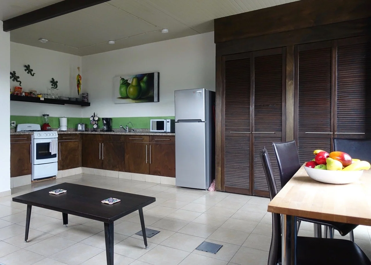 Casita Kitchen:Dining.jpeg