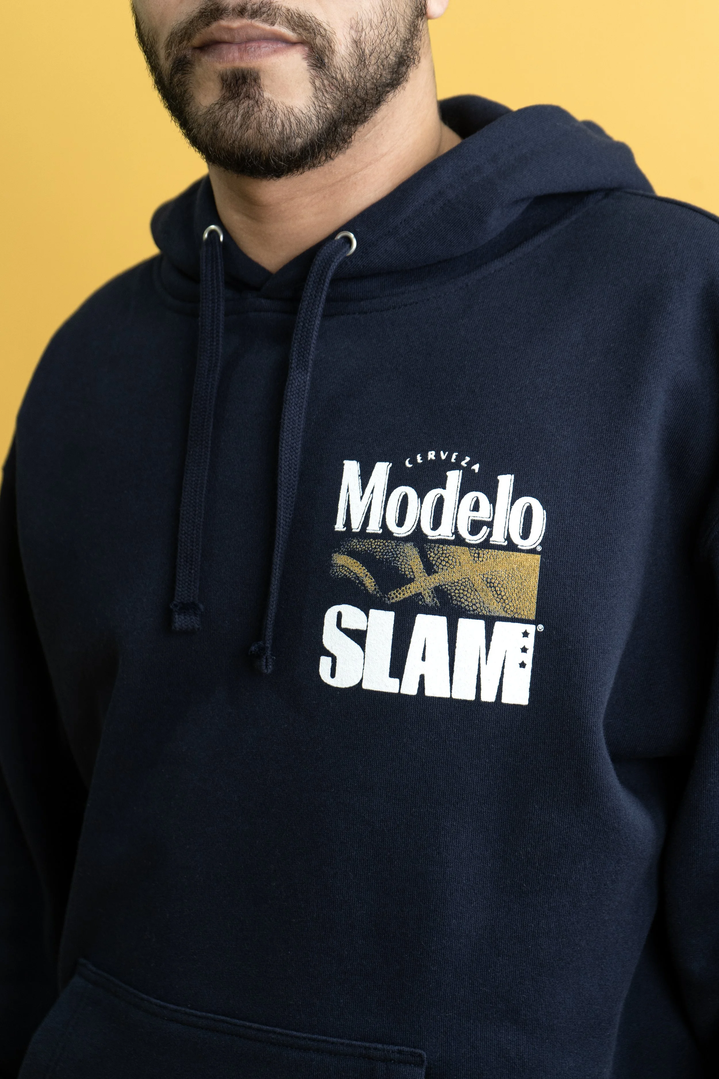 SLAM Modelo Hoodie Detail.jpg