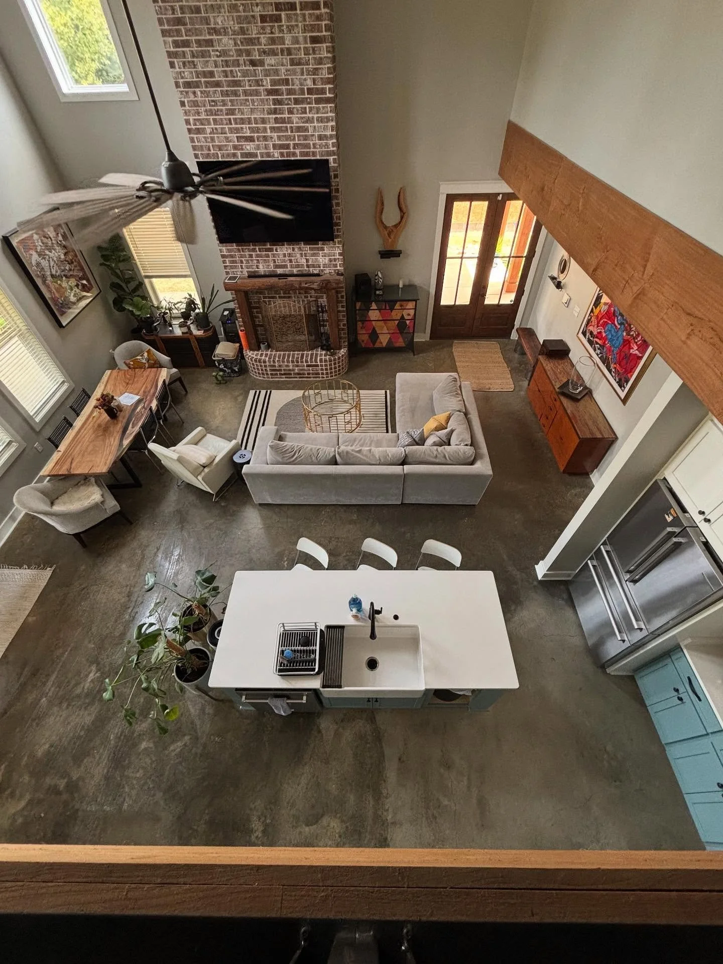 Fresh floors, sparkling counters, cozy vibes 🌿 That&rsquo;s the So Fresh and So Green Desoto touch 💚 #desoto #northms #housekeeping #cleaningdesoto