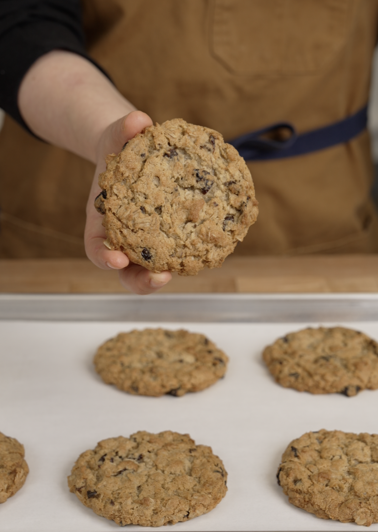 vegan oatmeal cherry cookie