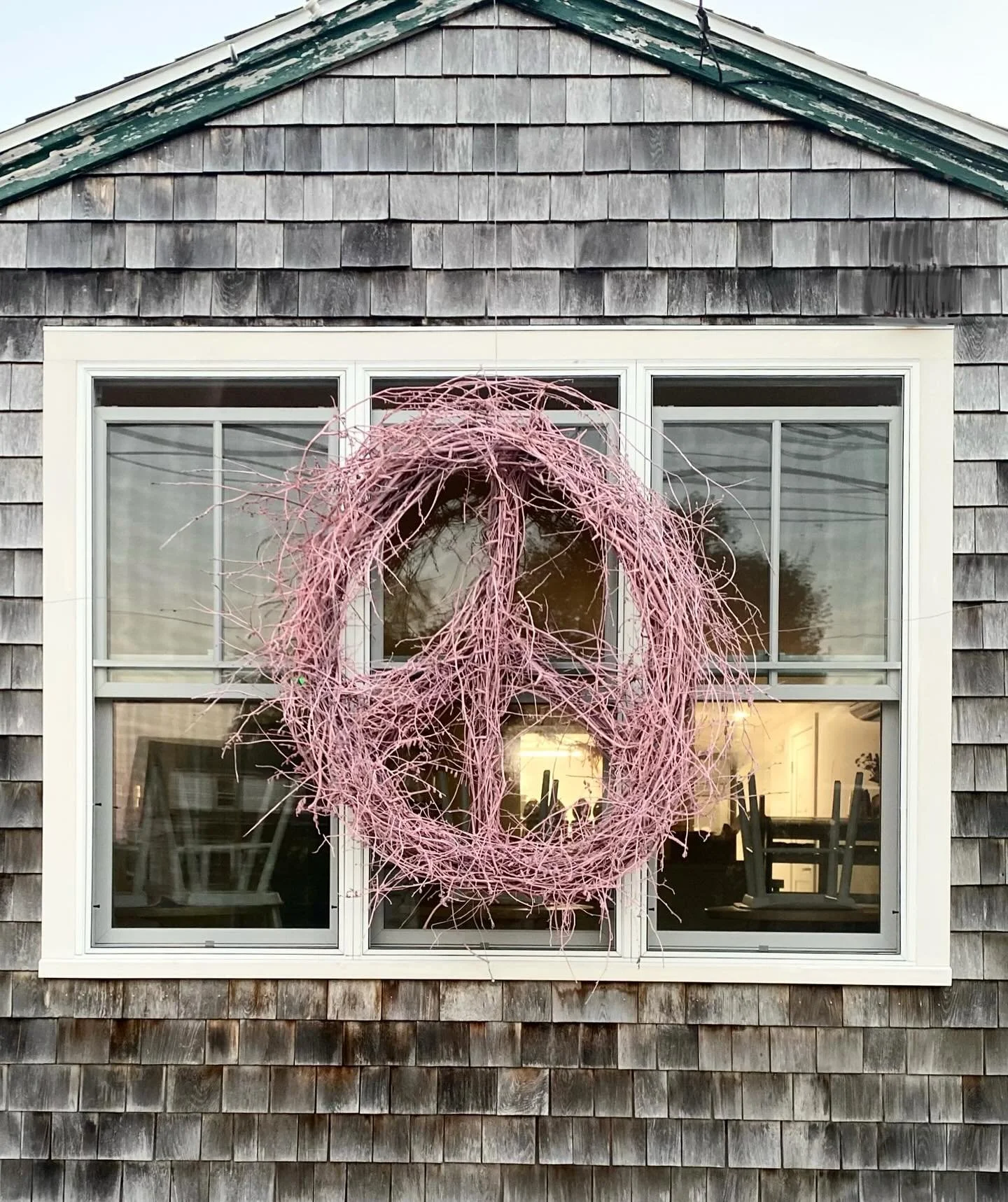 sunrise and a blessing. ✌🏻

+ an appreciation post for our friend and creative genius @_robbersdaughter_ 

her installation art has been gracing our walls, doors, and windows year after year and is as much the energy of our space as the people who f
