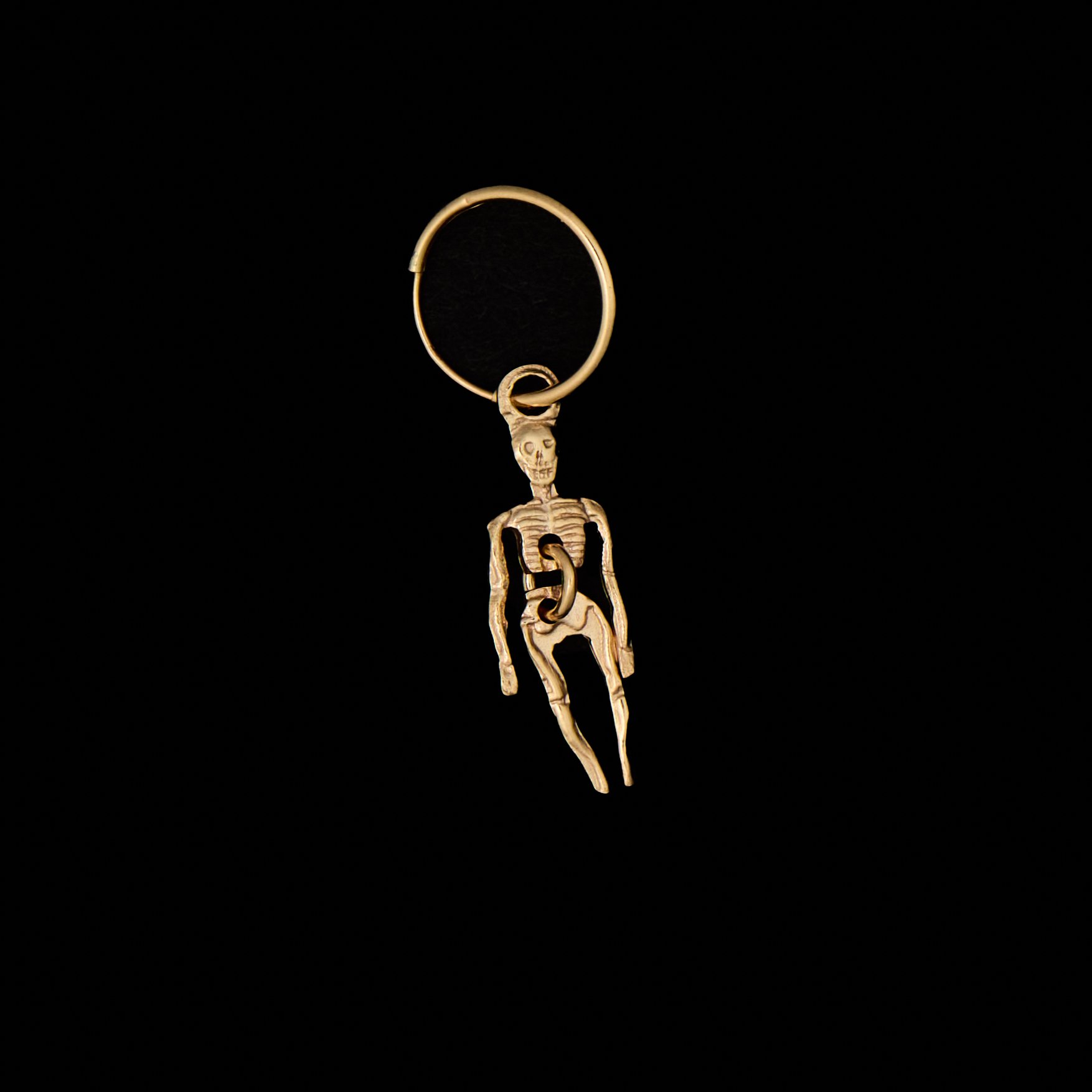 JV SKELETON EARRING GOLD