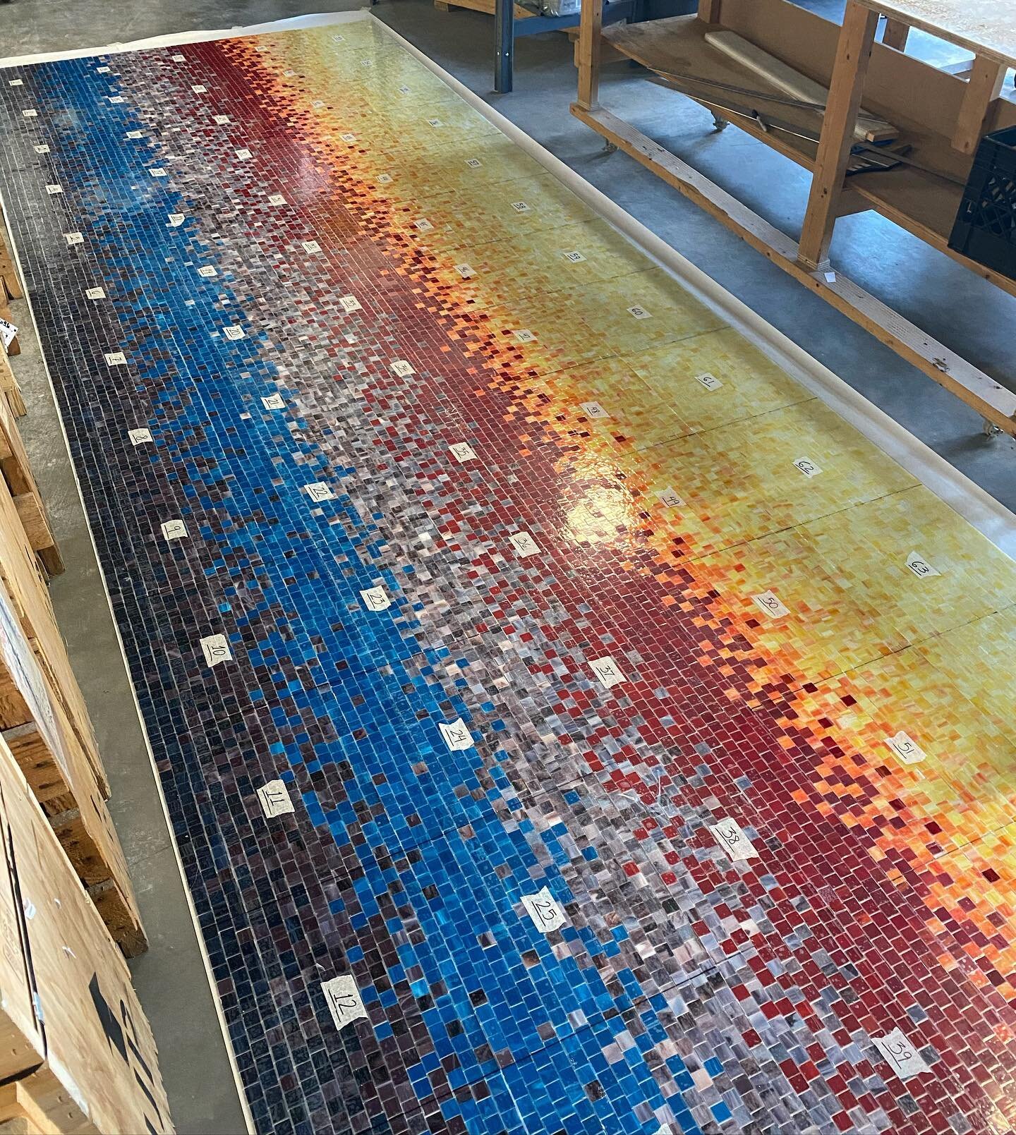 Putting the finishing touches on our Fades pattern before shipping to our lucky client.

#mixedupmosaic #mosaics #madebyhand
#stainedglass #homespa #customdesign 
#pattern #architectualdesign #design #glass #madeinnyc