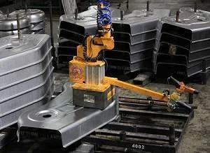Gorbel Crane with Magnet