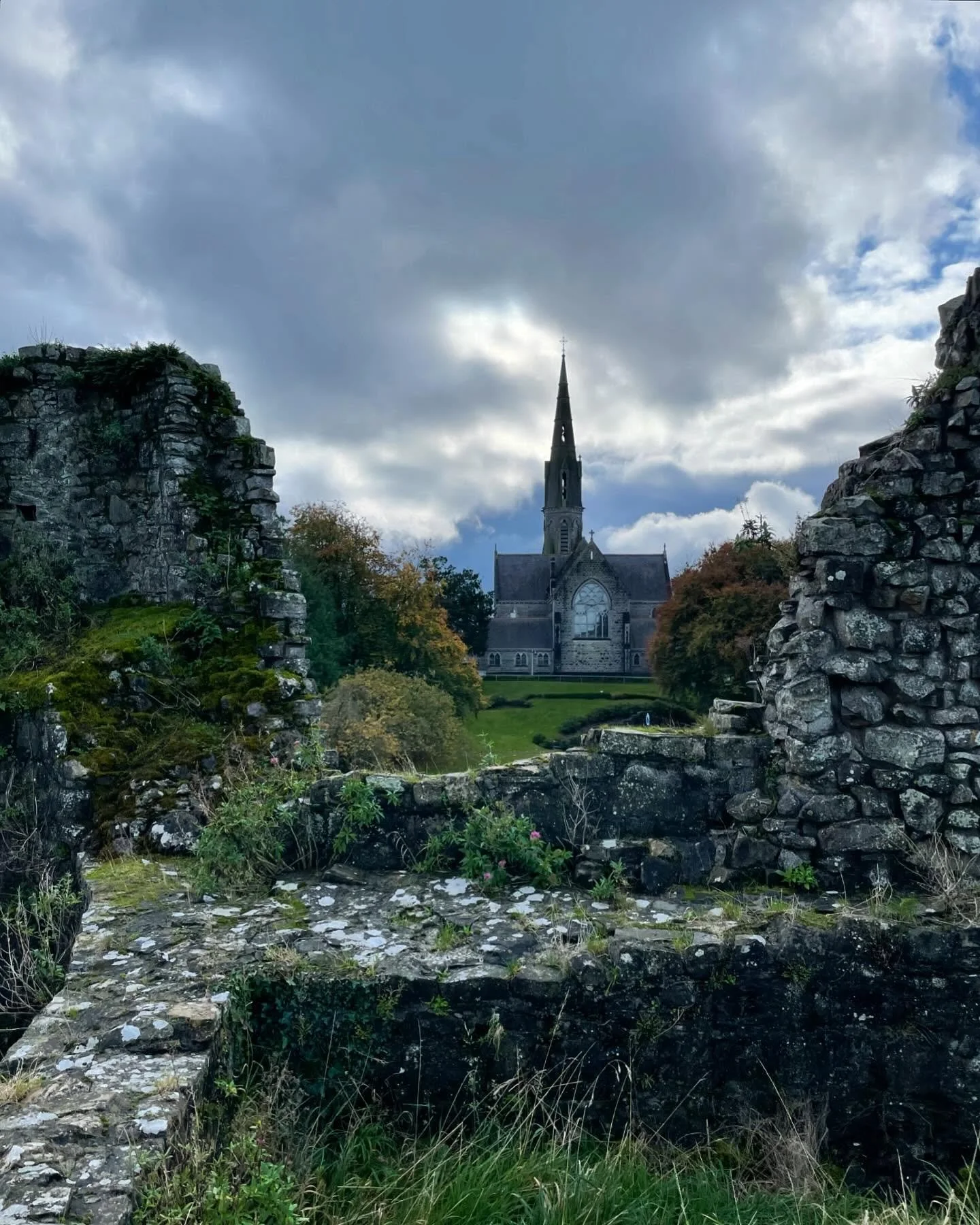 We went to Ireland!! 🇮🇪

Weddings were attended, Jenga was played, castles were visited, Scrabble was lost. Don&rsquo;t need better luck next time tho cause this time was p good.