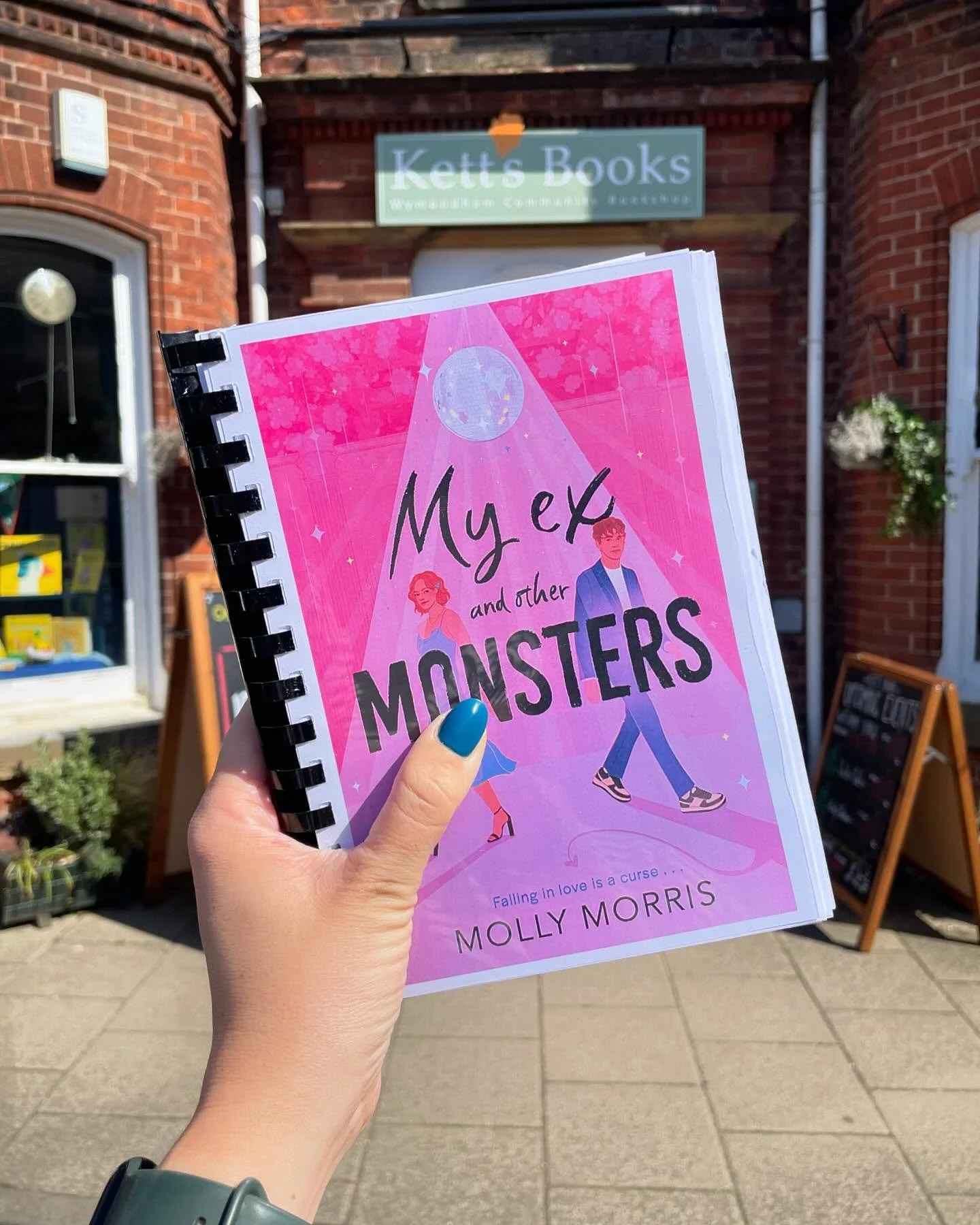 This week, I&rsquo;ve been popping into bookshops across Norfolk with cheeky proofs of MY EX &amp; OTHER MONSTERS 🙊

(Had to start with my fav @kettsbooks obvs)

It&rsquo;s been a treat seeing the book venture a lil farther out into the wild, albeit