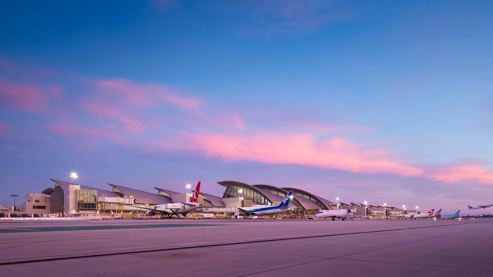 SNA vs. LAX vs. LGB: The Ultimate Guide for SLC &amp; Provo Flyers