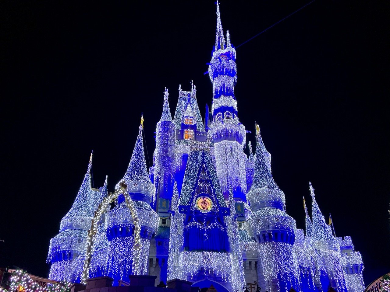 The Top Disney World Social Media Tips, Tricks, &amp; Secrets In One Guide