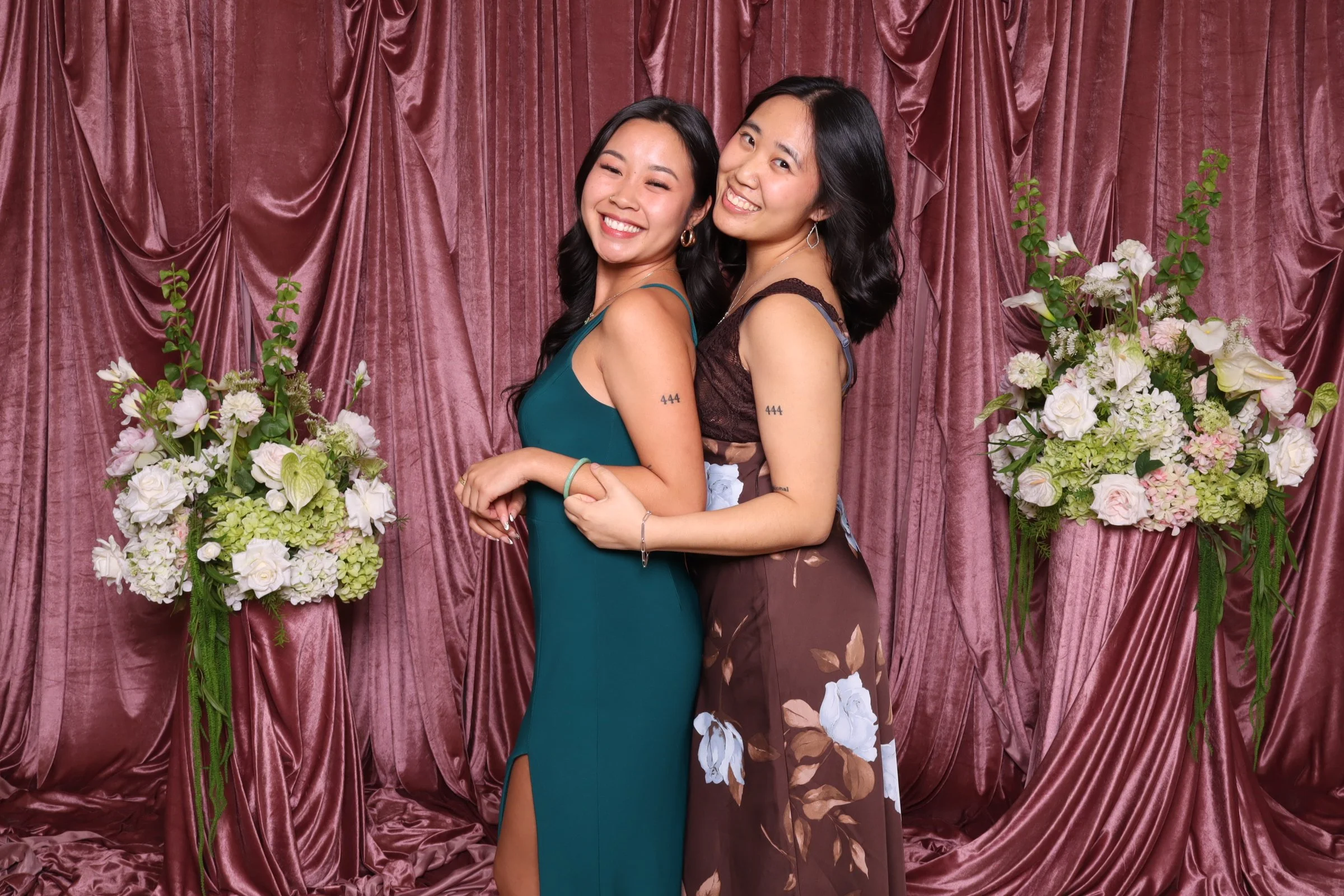 Wedding guests posing for Traditional Print Booth in Edmond Oklahoma