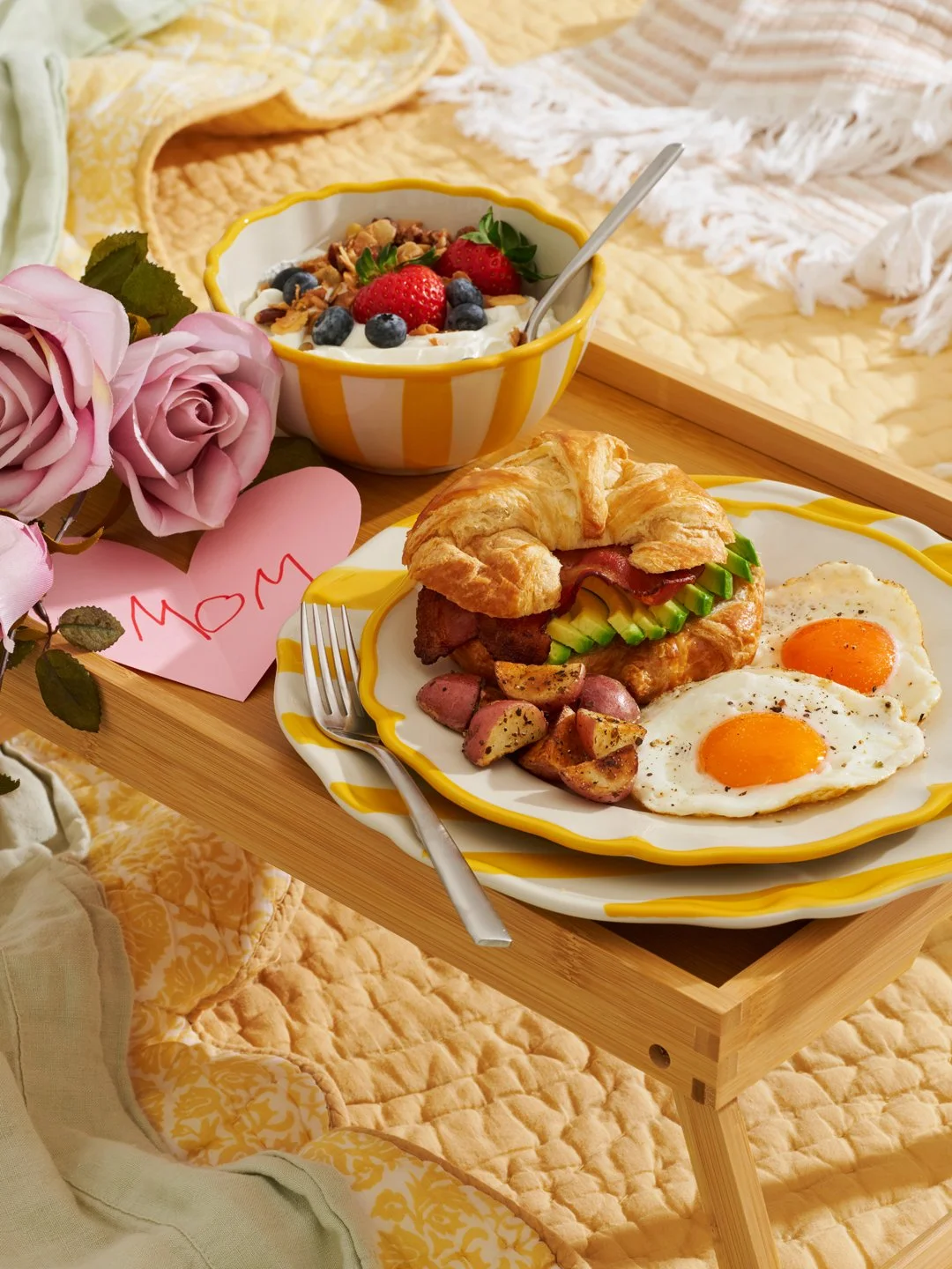 HE_Still_0326_Mother'sDay_TW (1).jpg