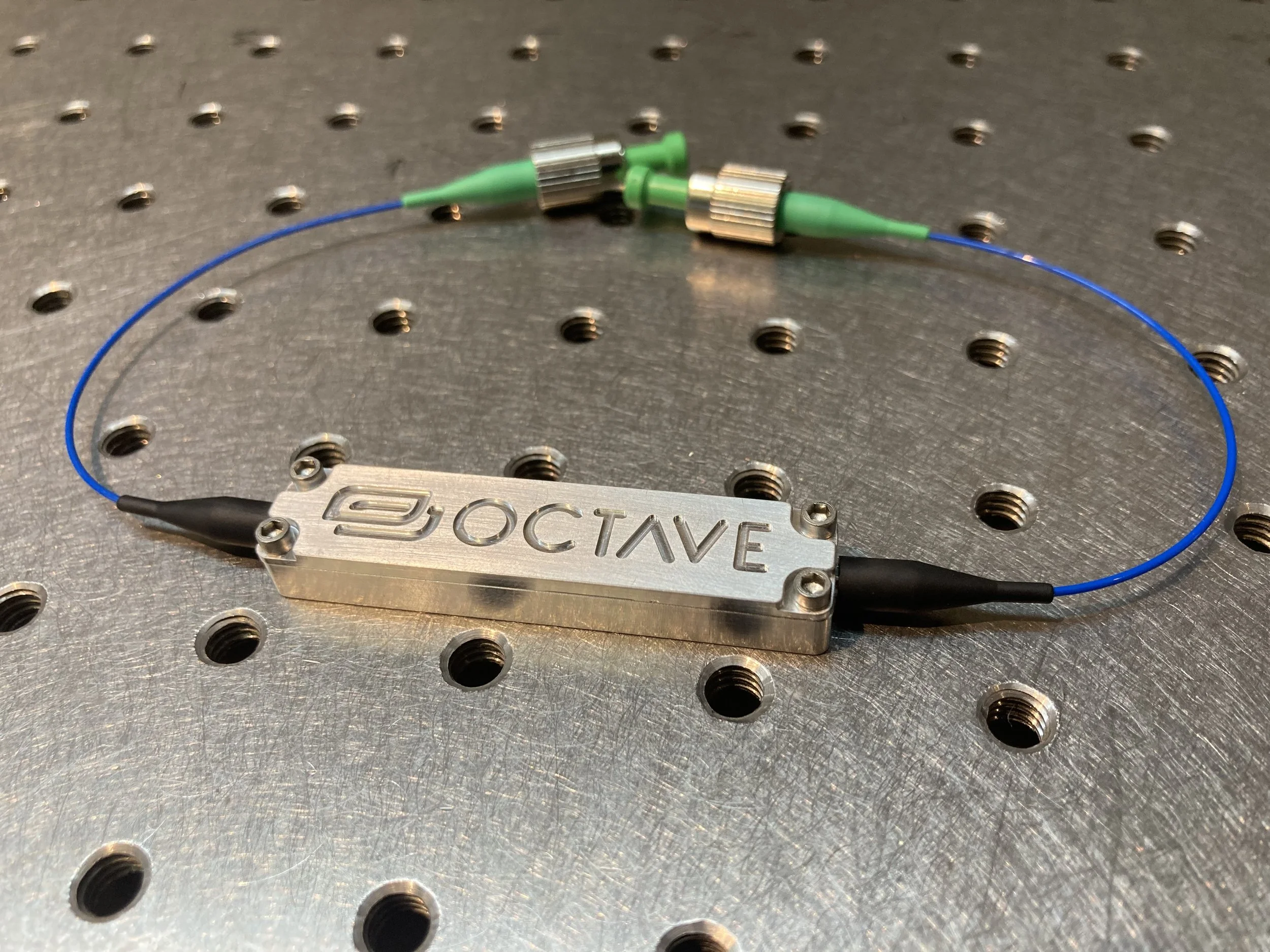 Octave Output Module Octave Photonics - Dispersion-Engineered Supercontinuum Module (DESMO)